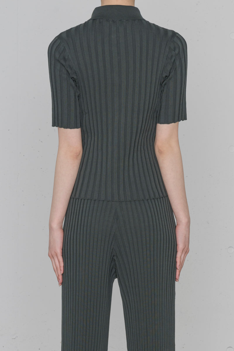 WIDE RIBBED POLO SWEATER – HYKE ONLINE STORE