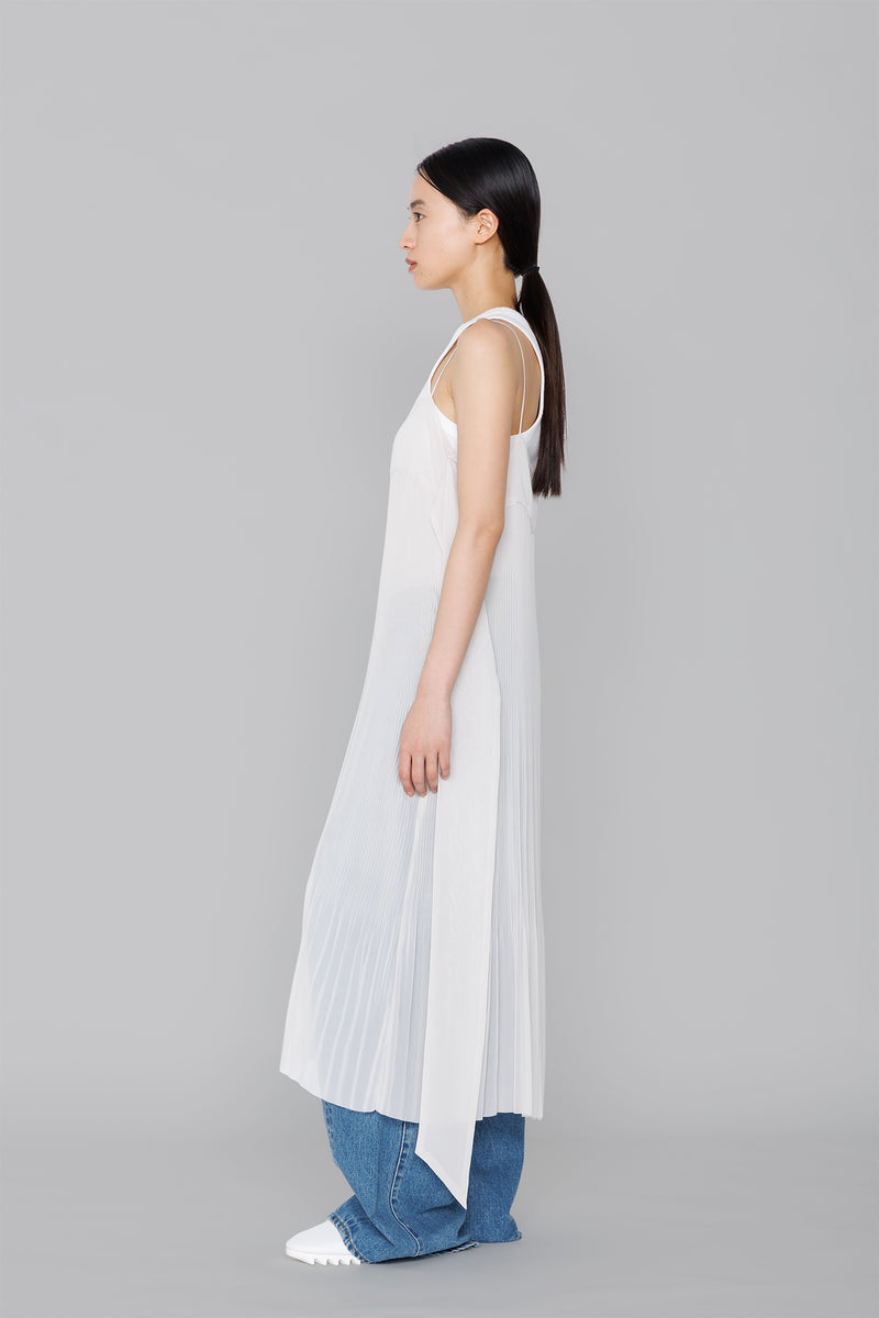 PLEATED SLIP DRESS – HYKE ONLINE STORE