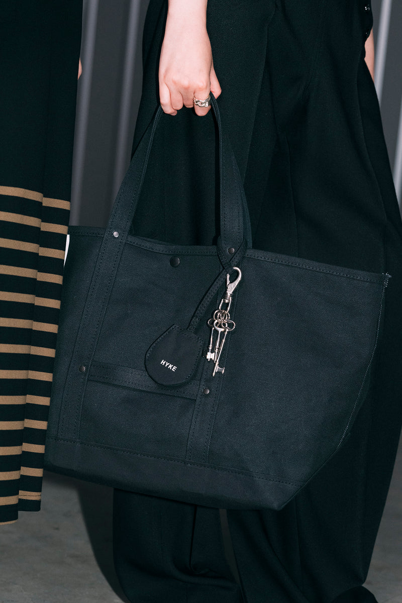 TOTE BAG(LARGE) – HYKE ONLINE STORE