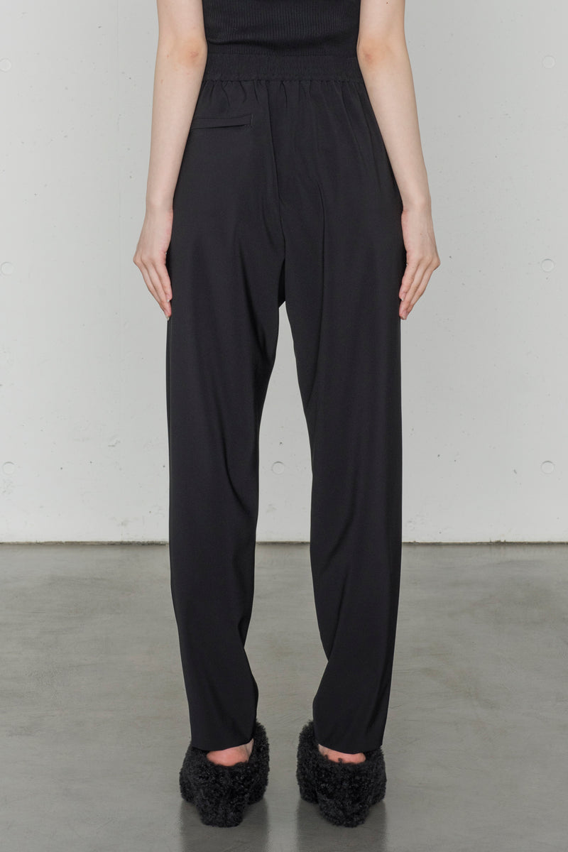 STRETCH TAPERED PANTS