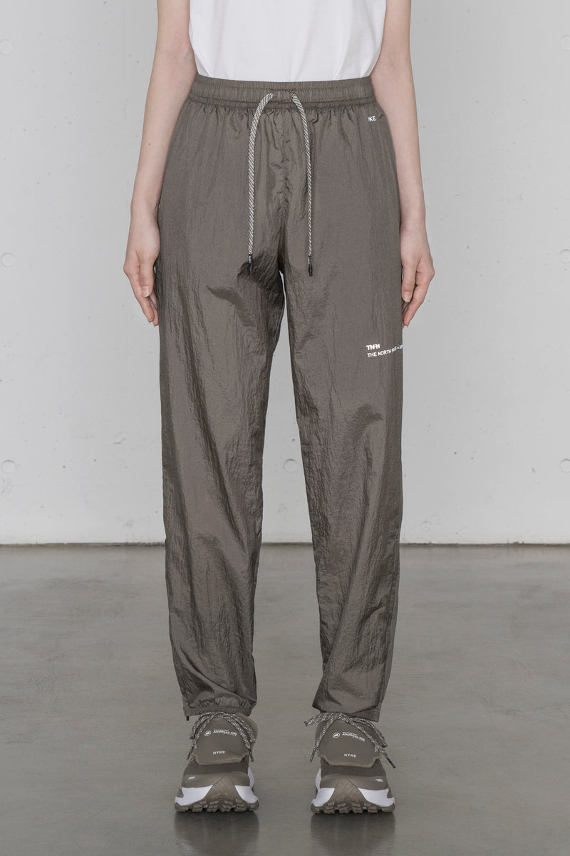 NBW253HK Trail Wind Pant (Women's) TNFH THE NORTH FACE × HYKE