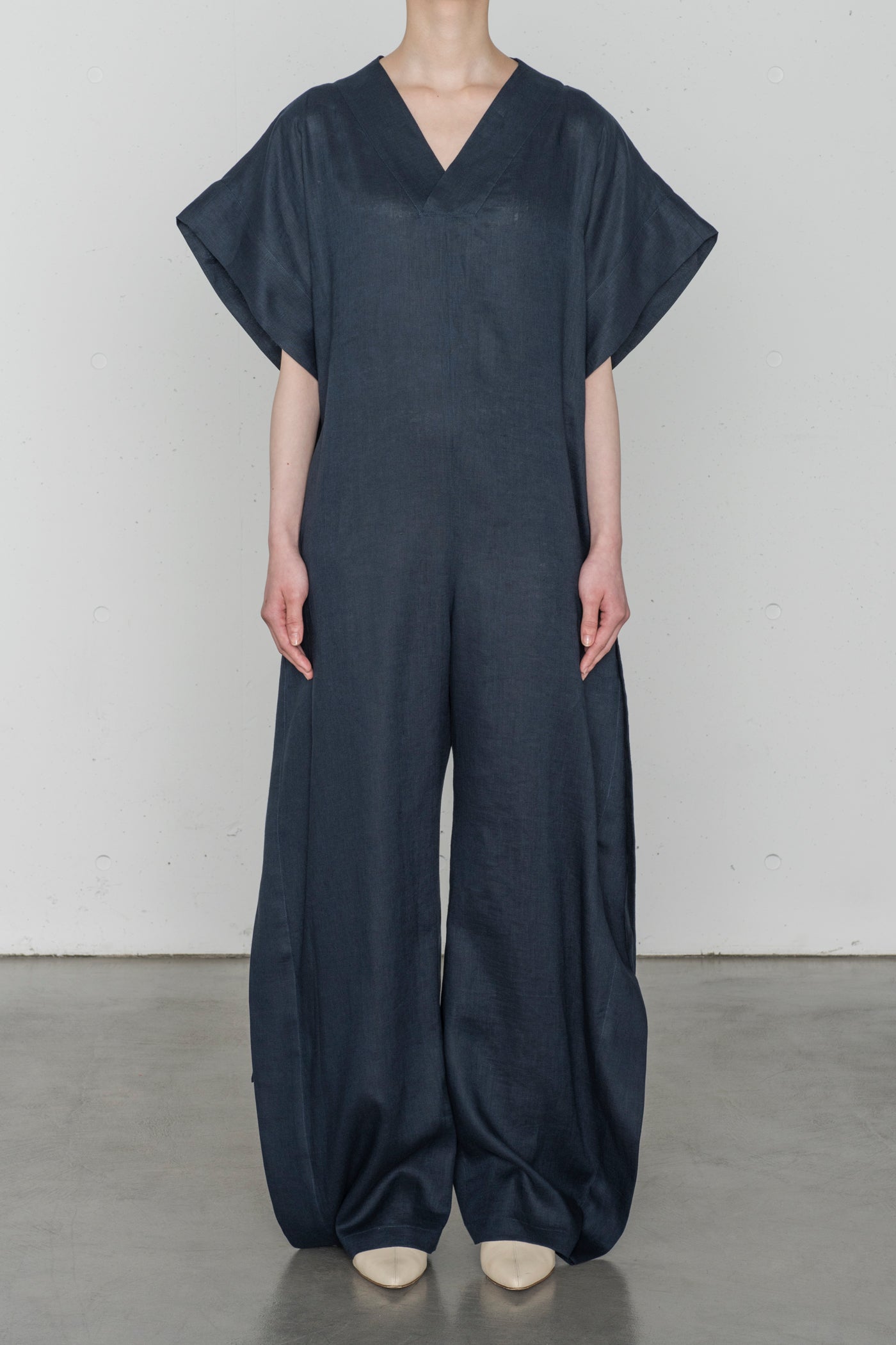 HYKE ハイク 24AW PR STRETCH STRAPLESS JUMPSUIT ジャンプスーツ 242