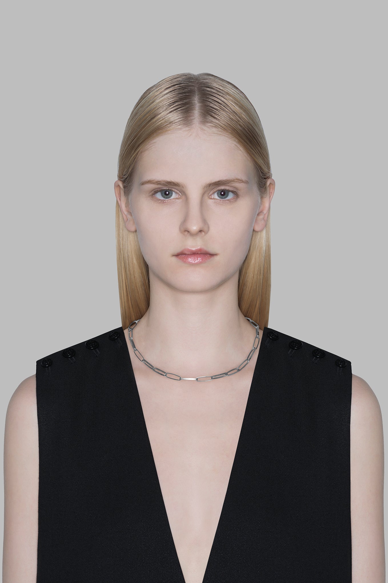 HALF ROUND CHAIN NECKLACE<br>END CUSTOM JEWELLERS × HYKE