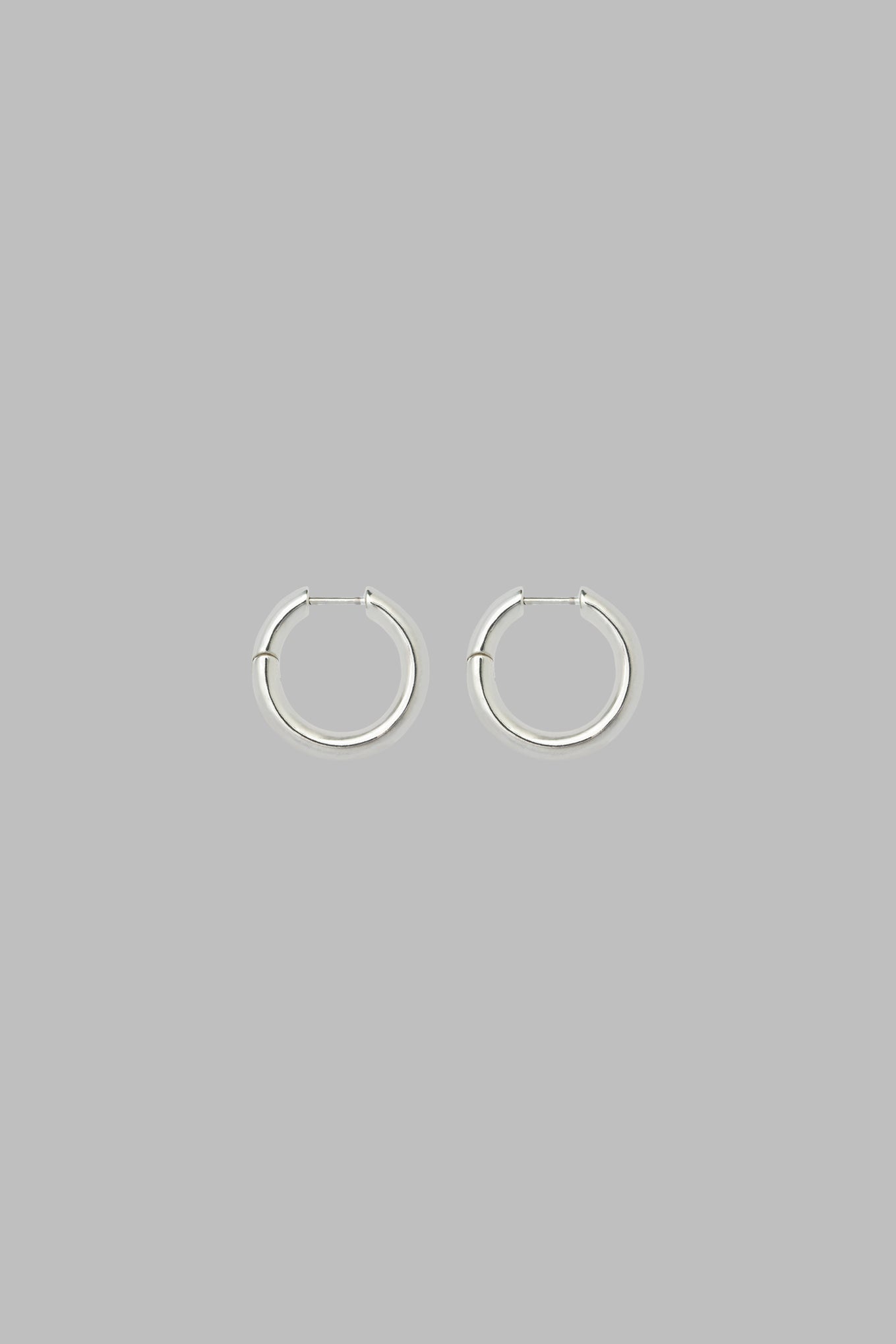 BOLD HOOP EARRINGS<br>END CUSTOM JEWELLERS × HYKE