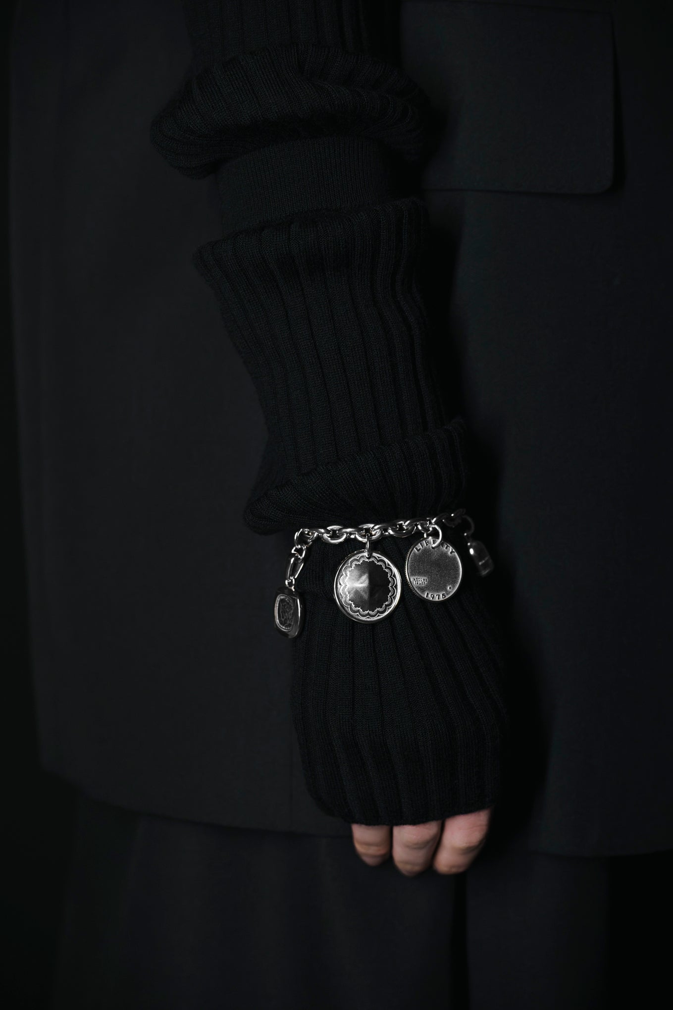 MULTI CHARM BRACELET<br>END CUSTOM JEWELLERS × HYKE