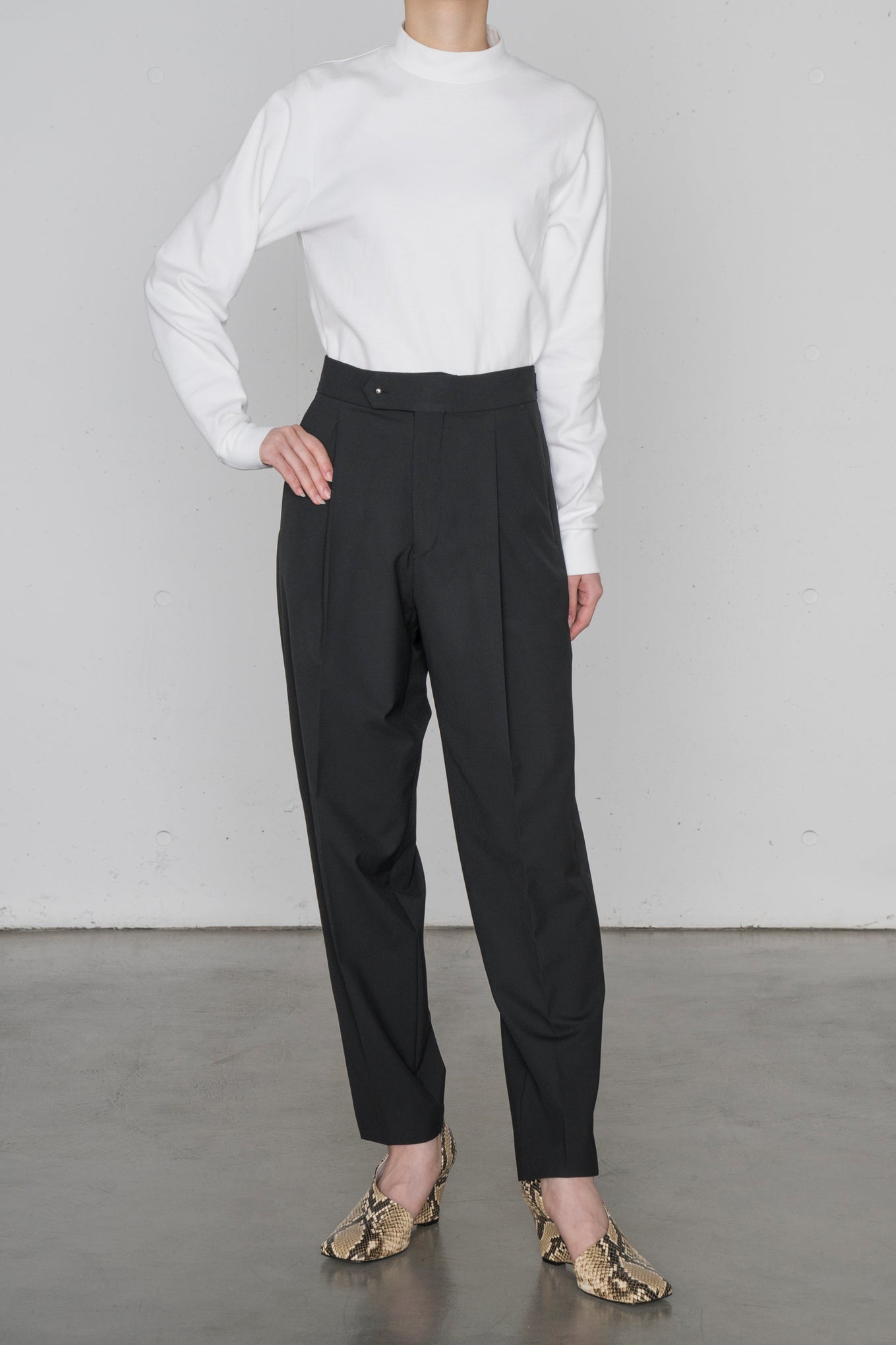 P/R STRETCH TAPERED PANTS