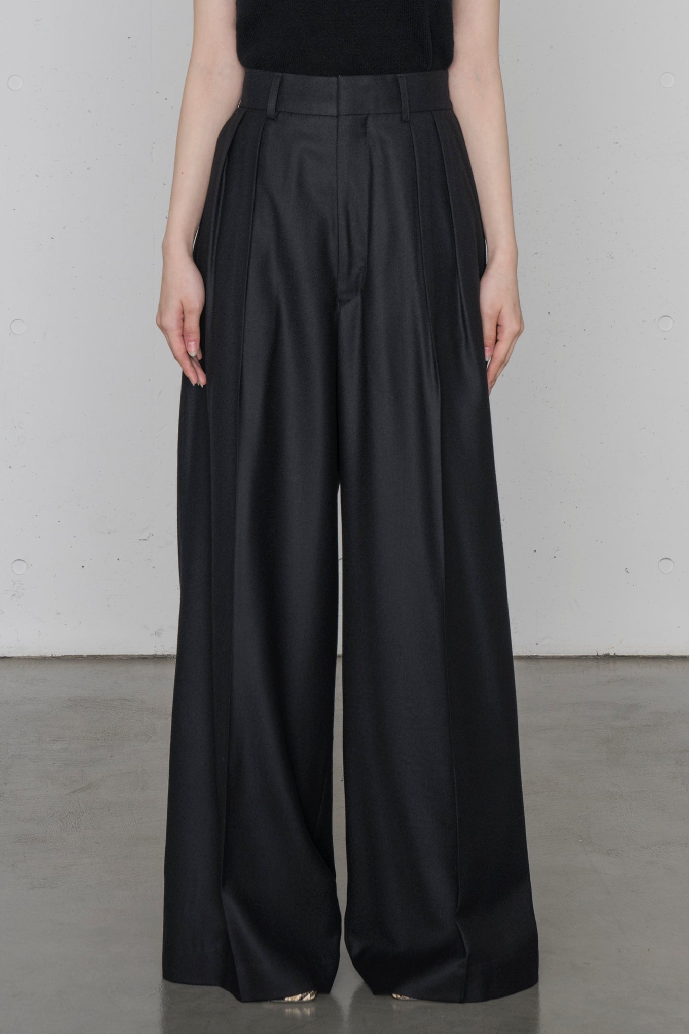 FLANNEL WIDE LEG PANTS – HYKE ONLINE STORE