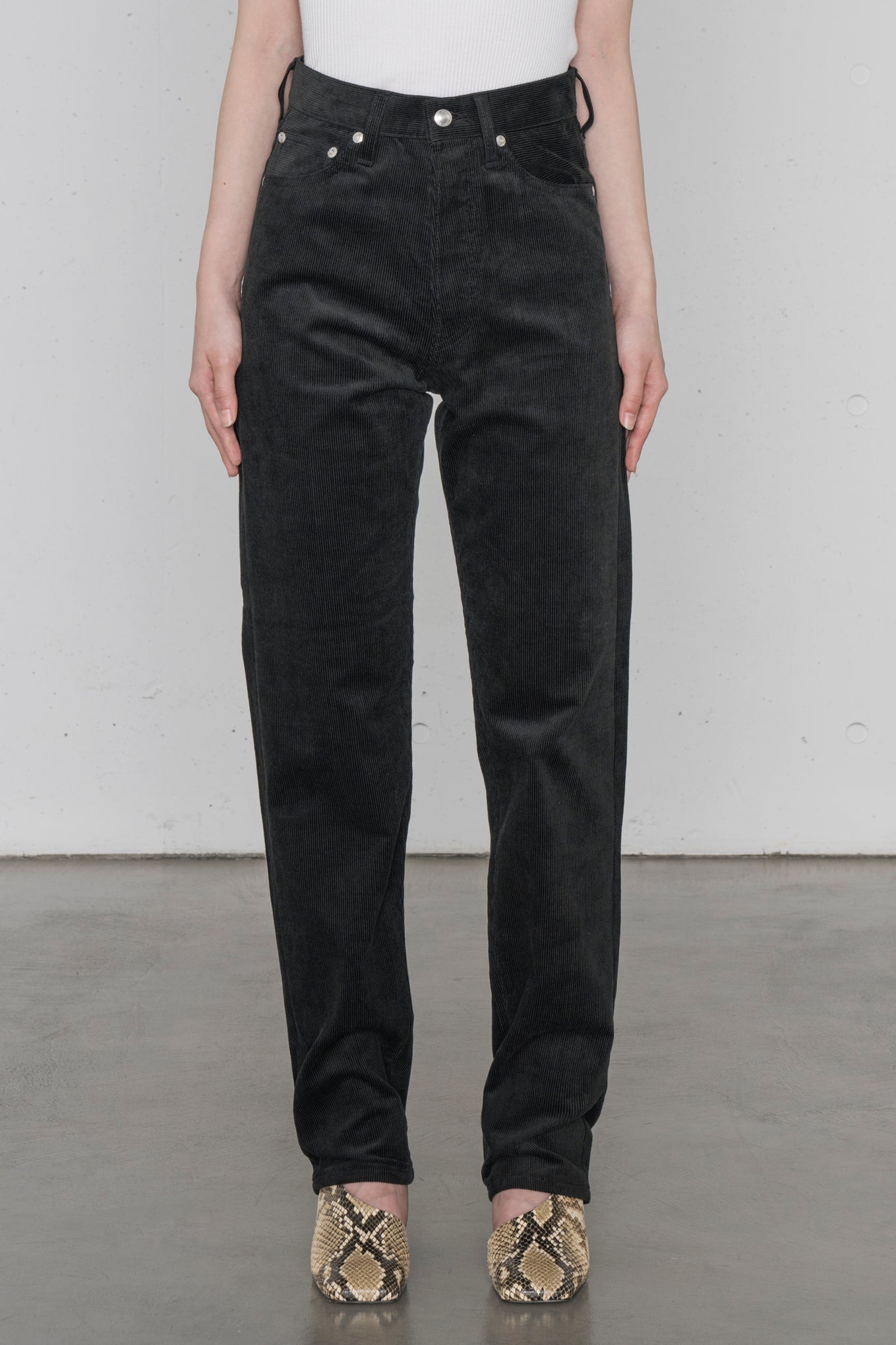 CORDUROY CLASSIC STRAIGHT PANTS