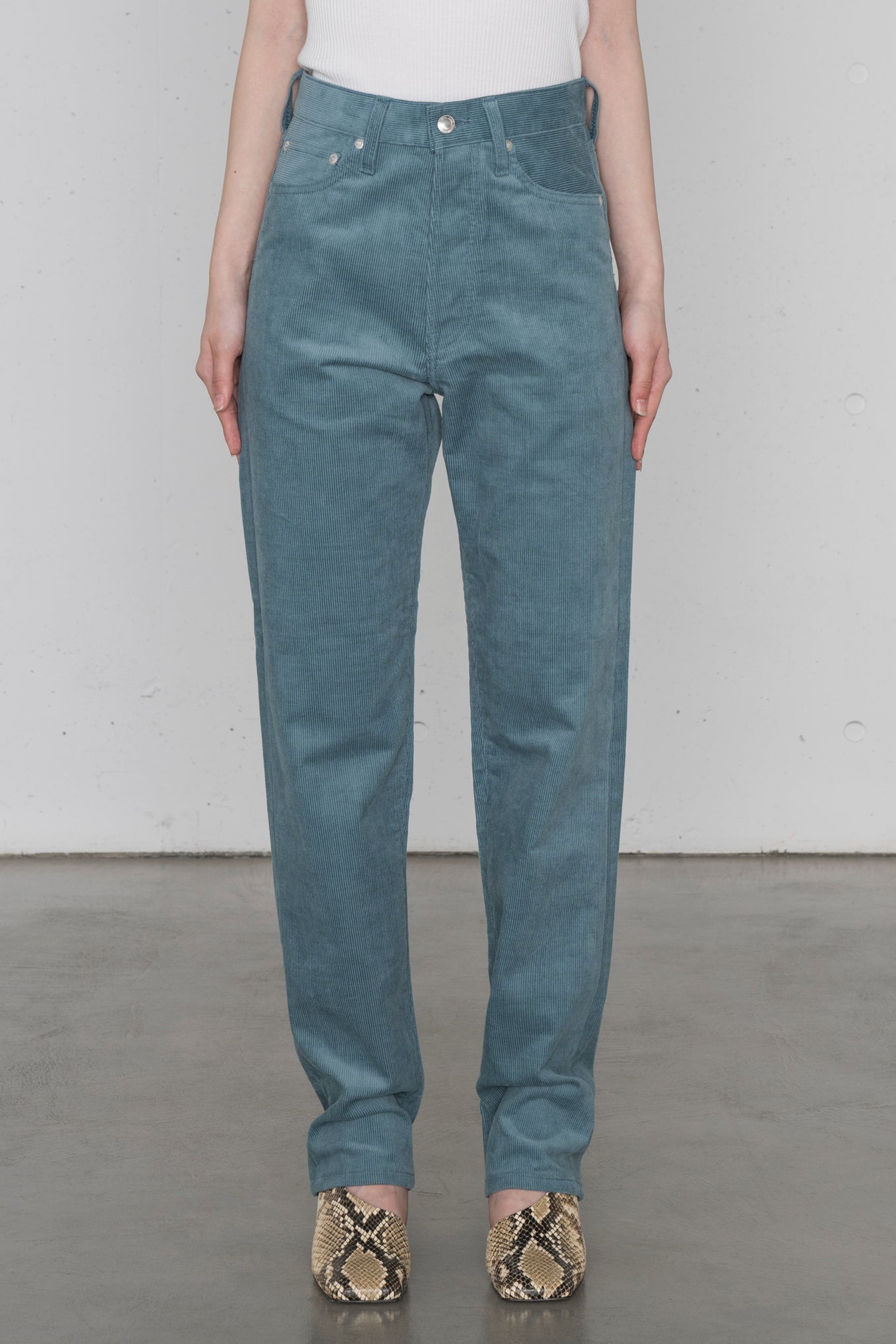 CORDUROY CLASSIC STRAIGHT PANTS