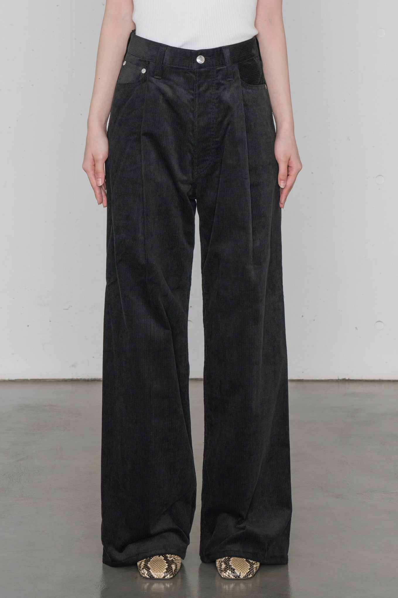 CORDUROY WIDE LEG PANTS