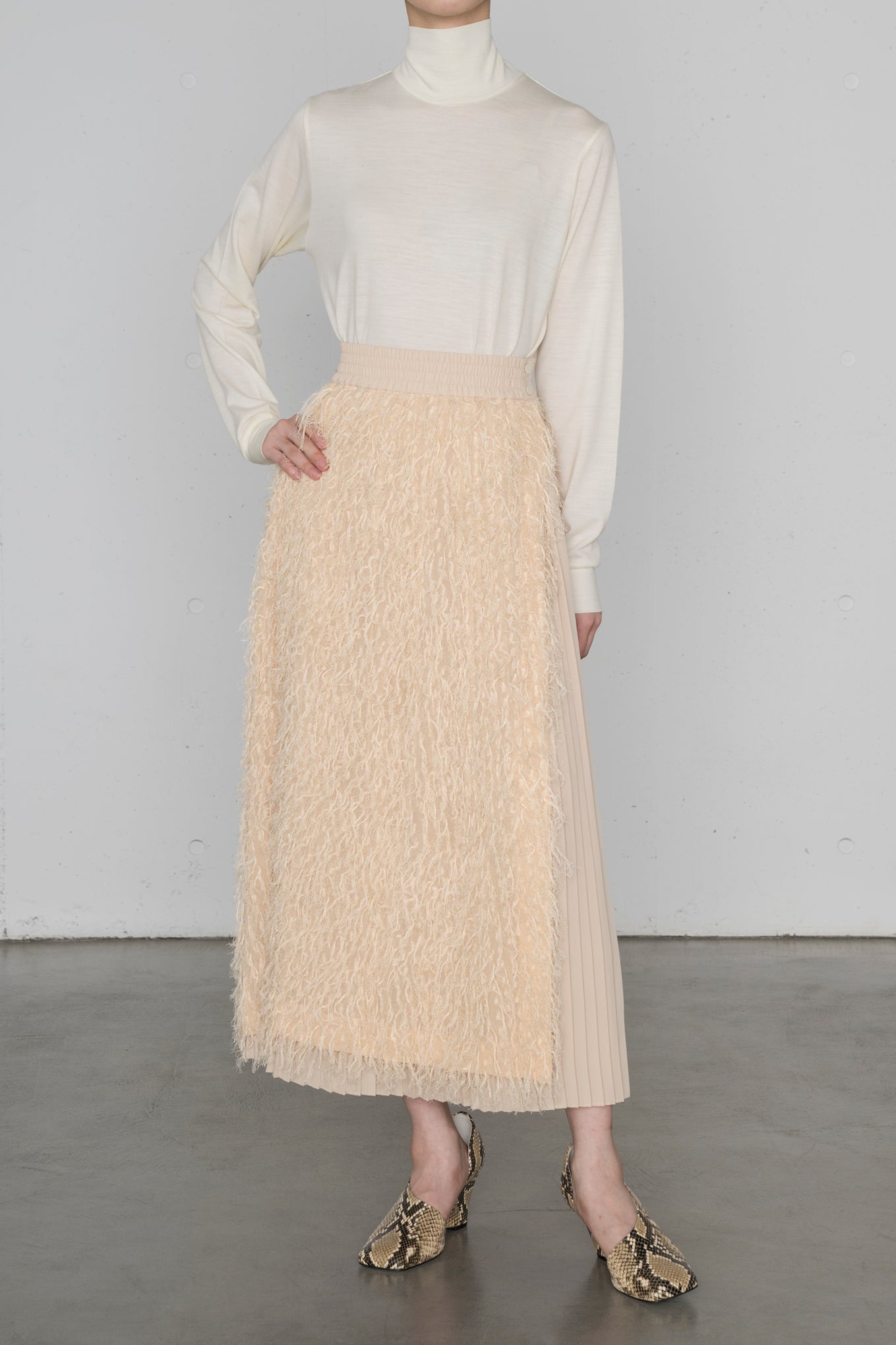 FRINGE SKIRT – HYKE ONLINE STORE