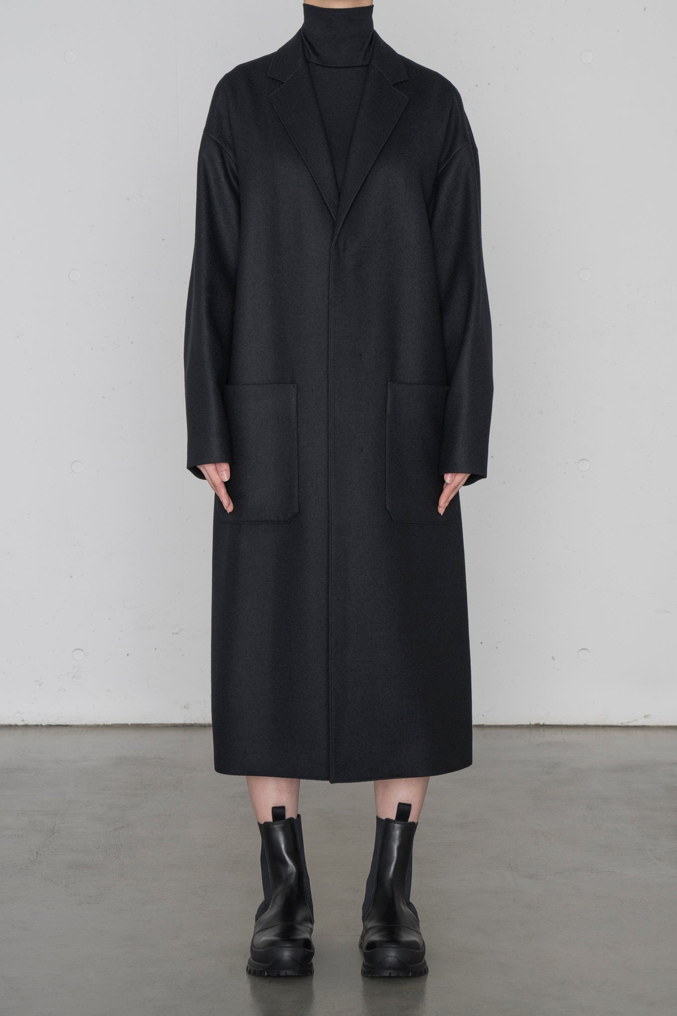 WOOL SHOP COAT