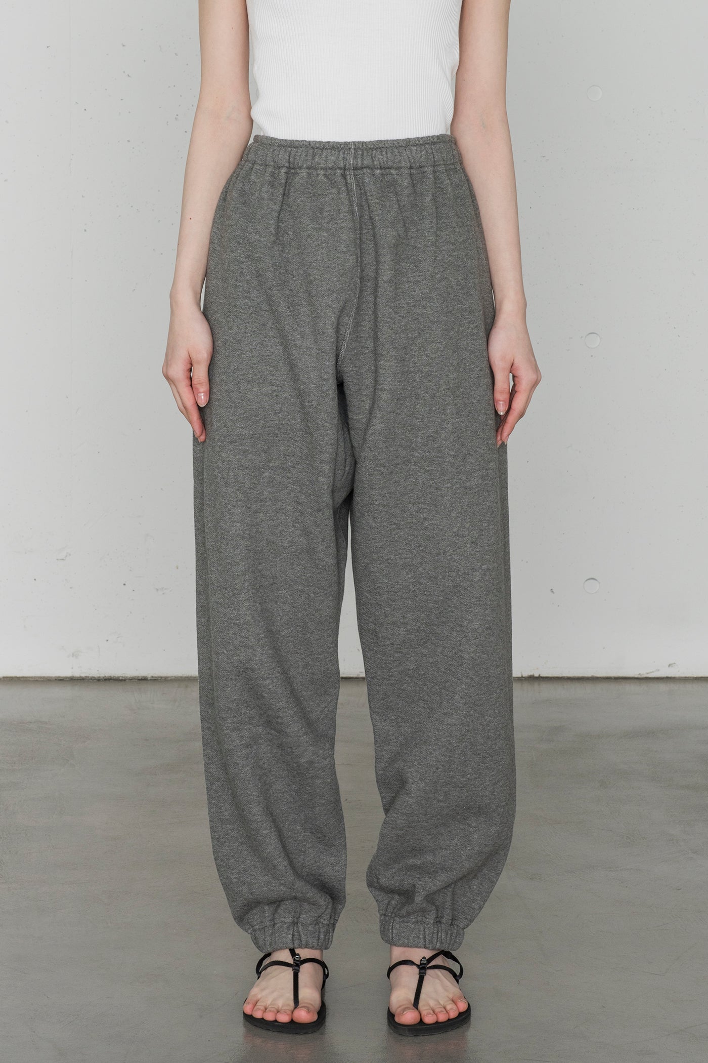 SWEAT PANTS – HYKE ONLINE STORE