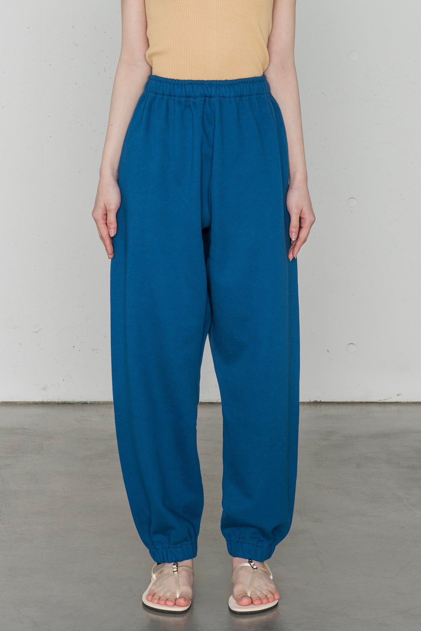 SWEAT PANTS – HYKE ONLINE STORE