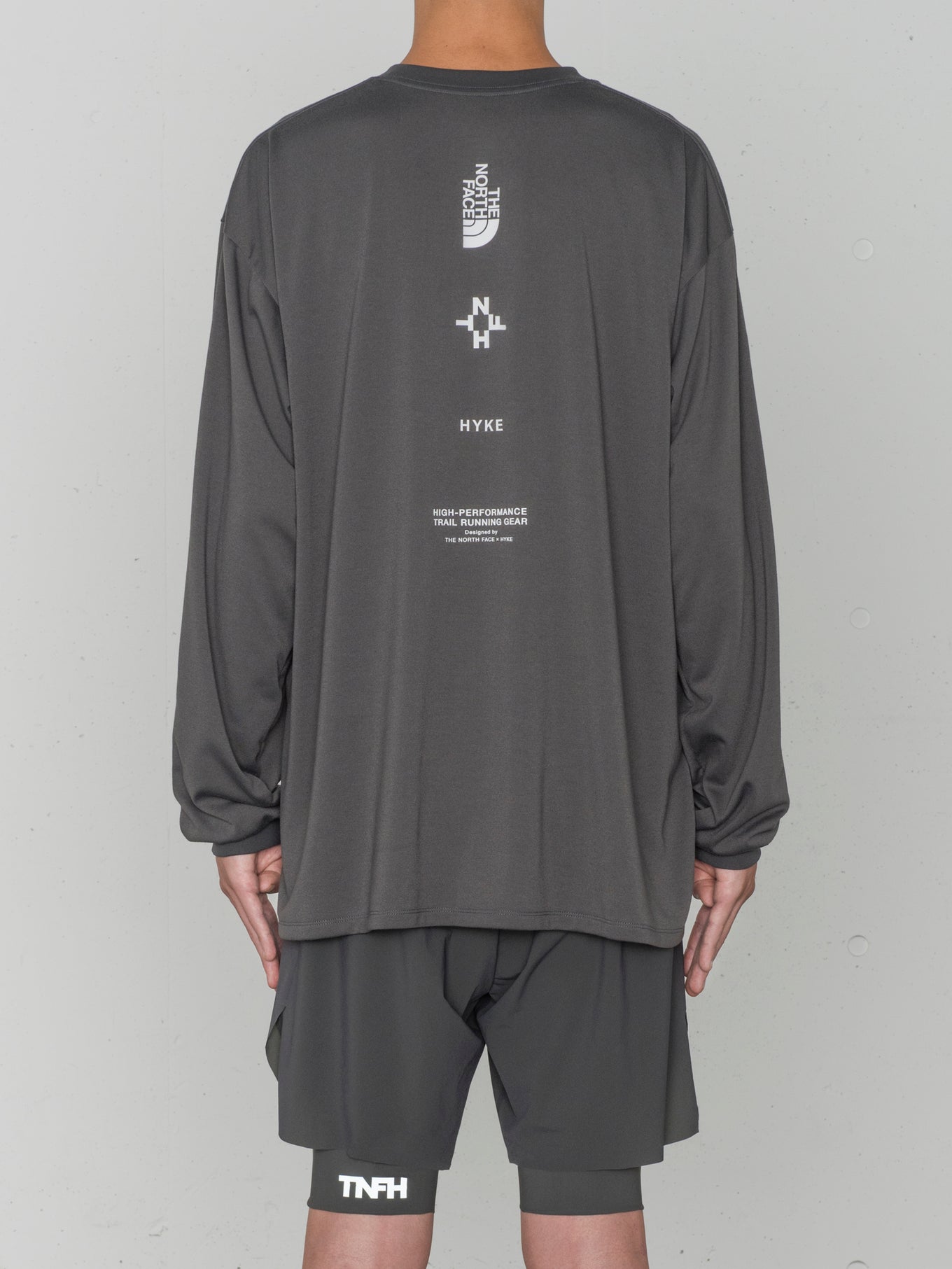 THE NORTH FACE×HYKE L/S ES Trail Crew - www.stedile.com.br