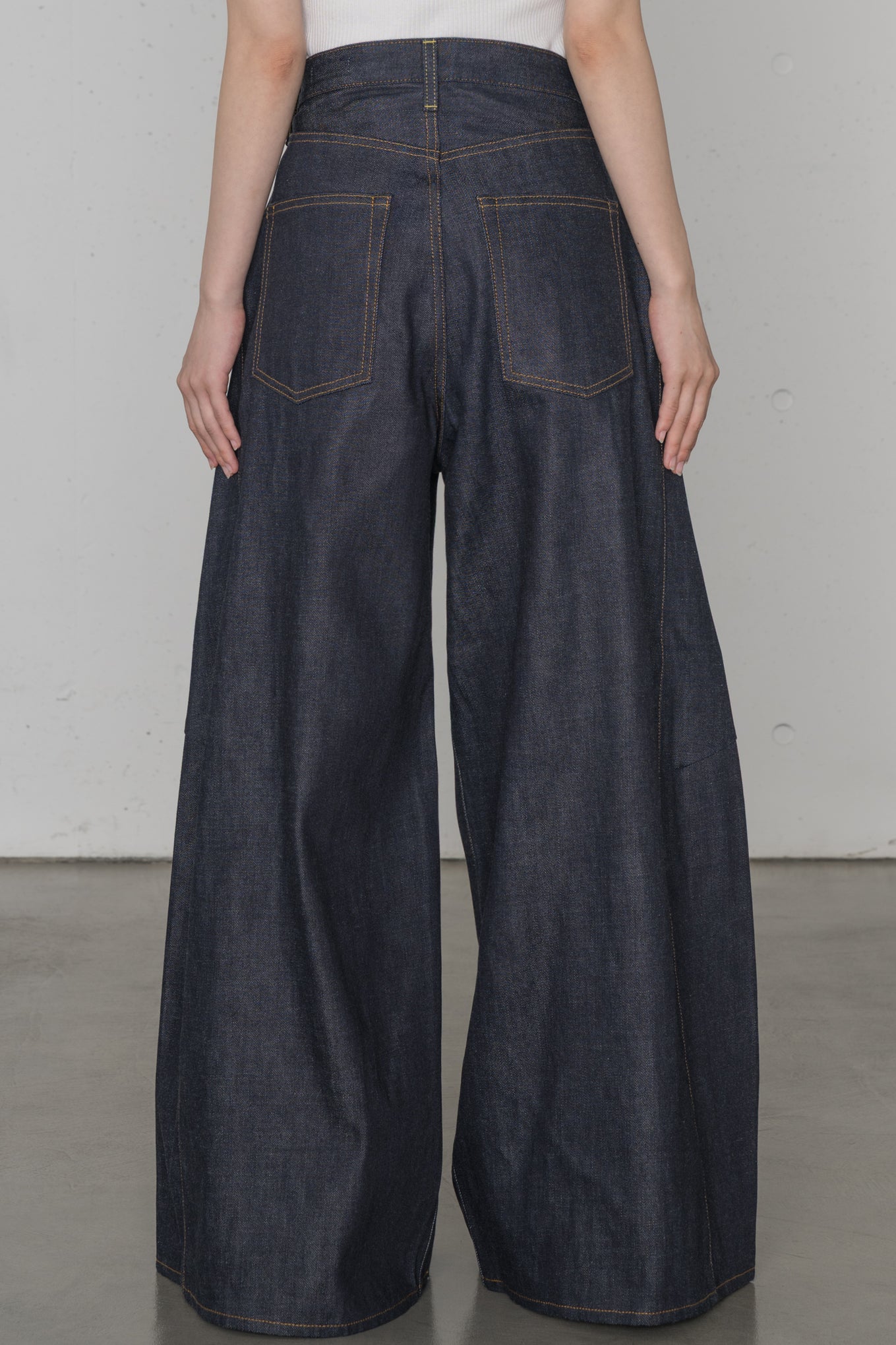 DENIM SUPER WIDE LEG JEANS