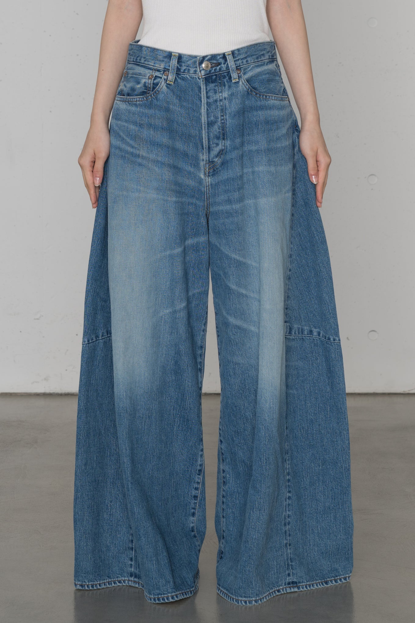 DENIM SUPER WIDE LEG JEANS