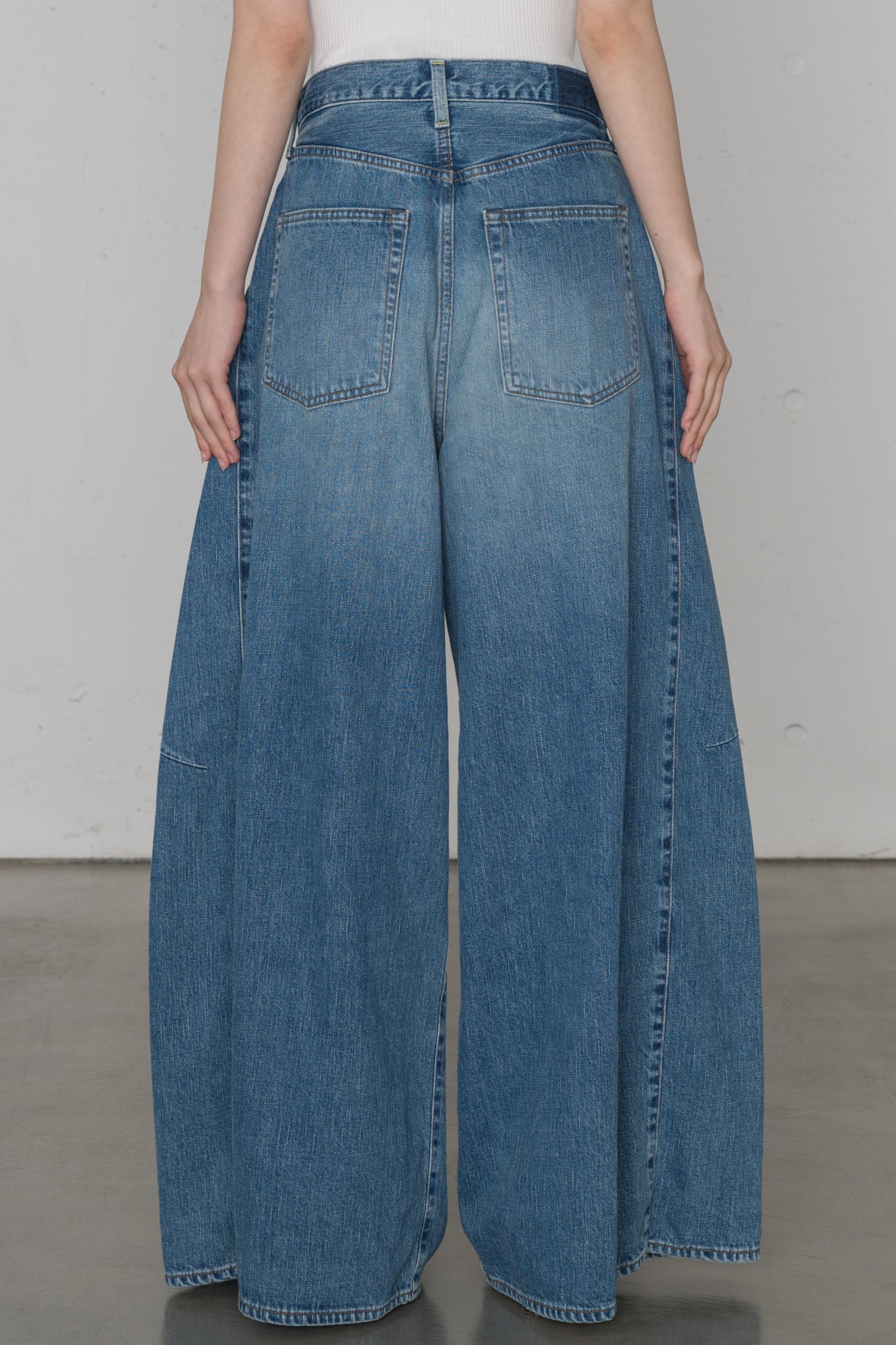 DENIM SUPER WIDE LEG JEANS