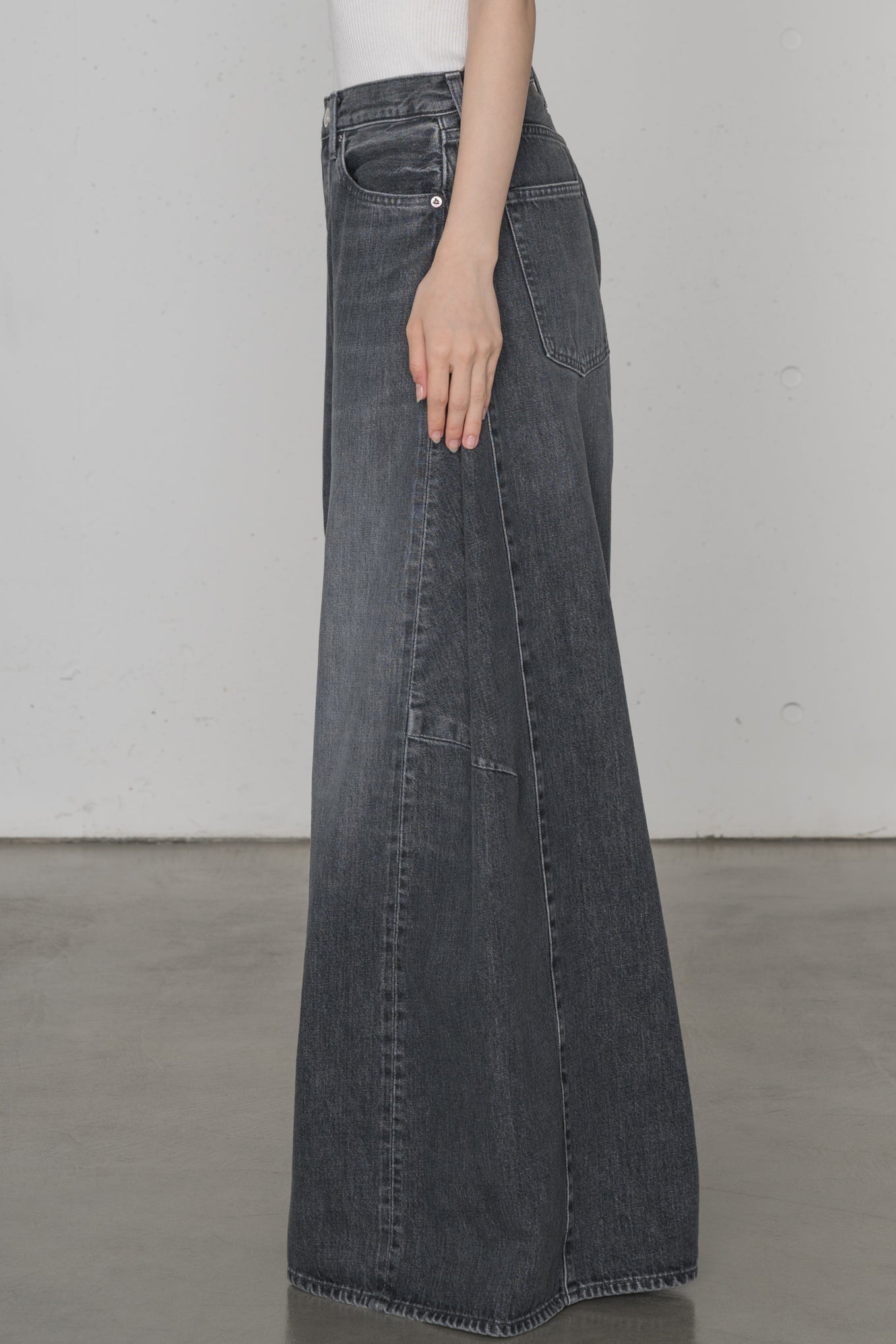 DENIM SUPER WIDE LEG JEANS