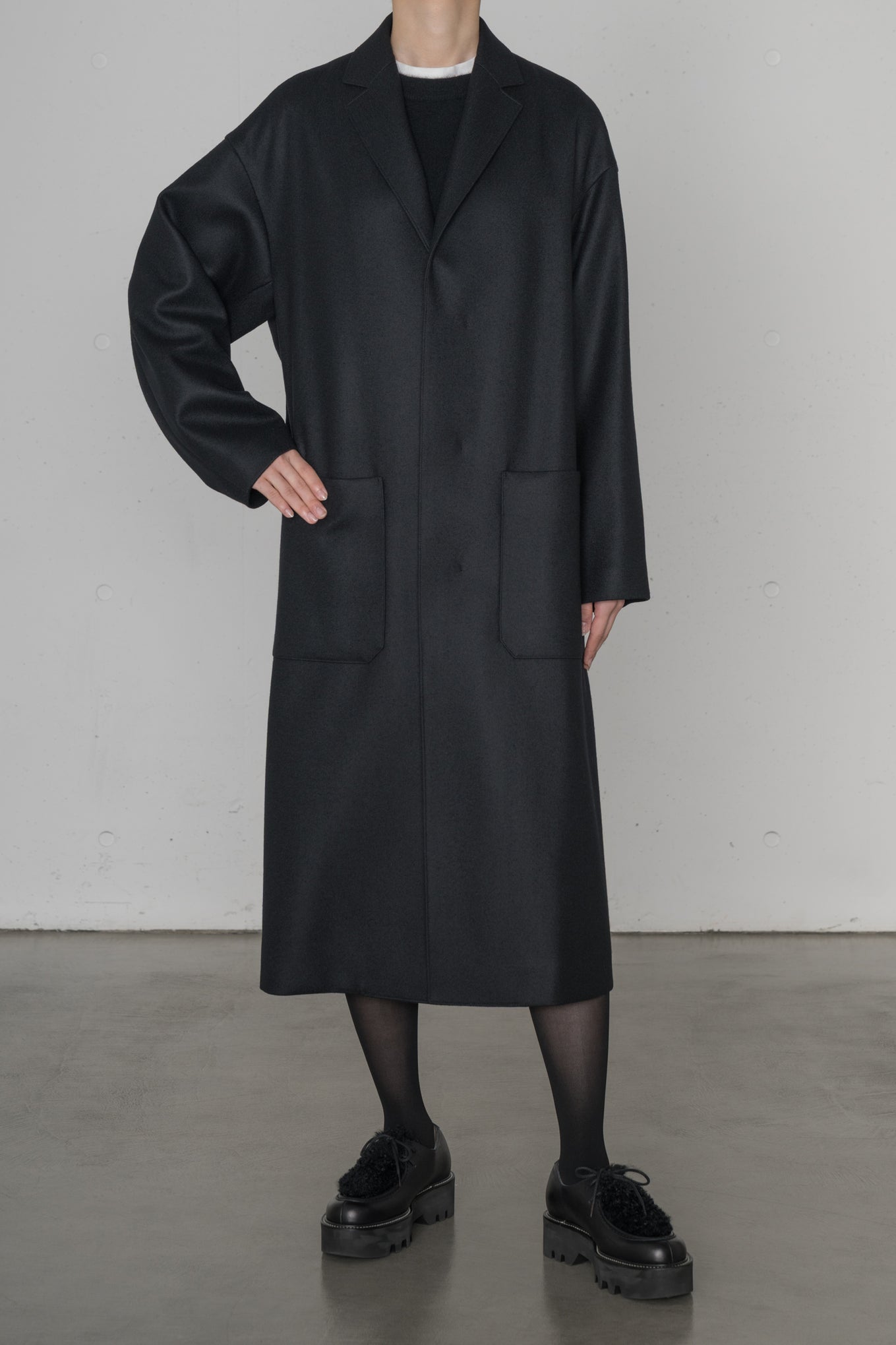 WOOL SHOP COAT