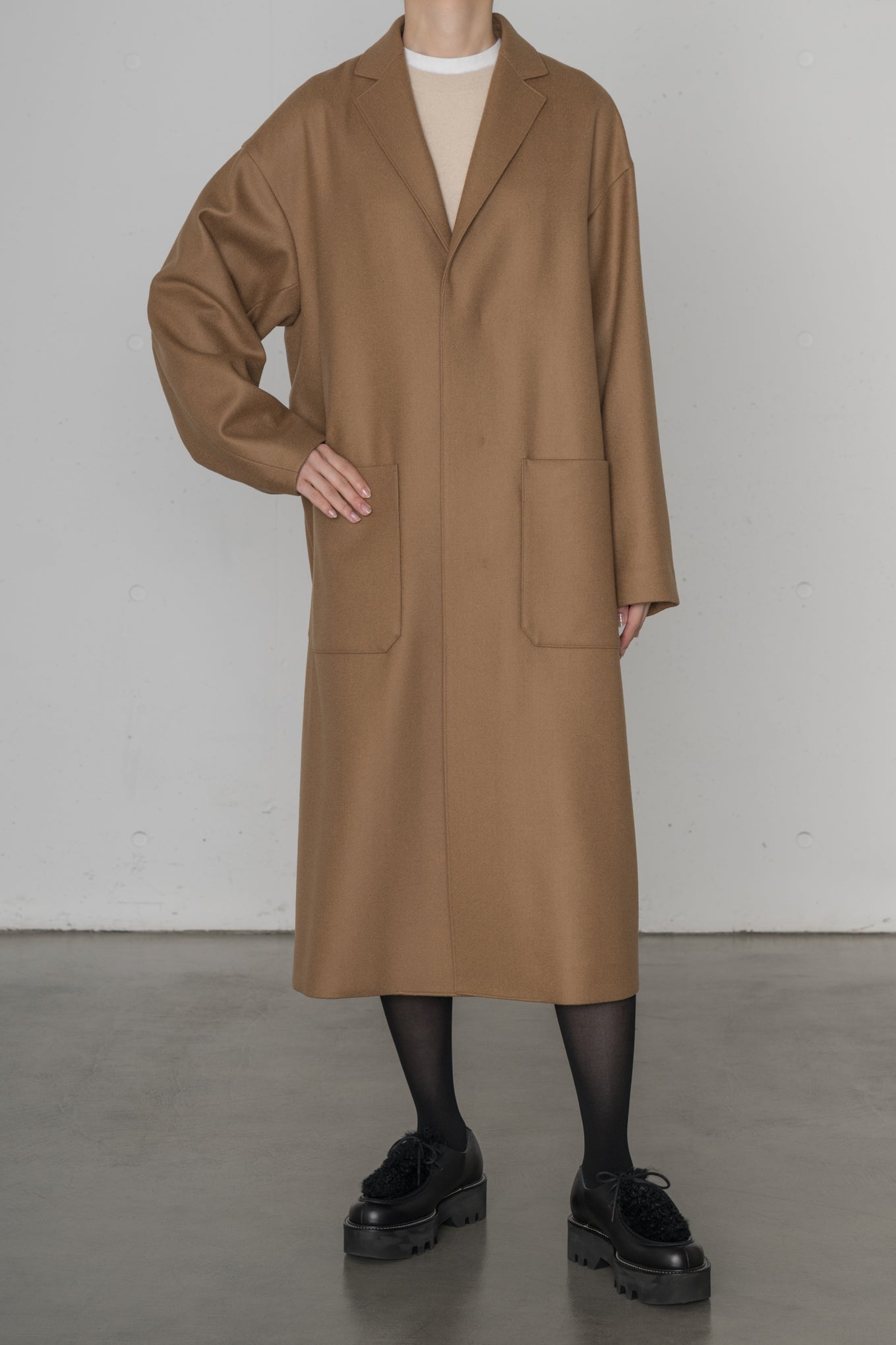 WOOL SHOP COAT