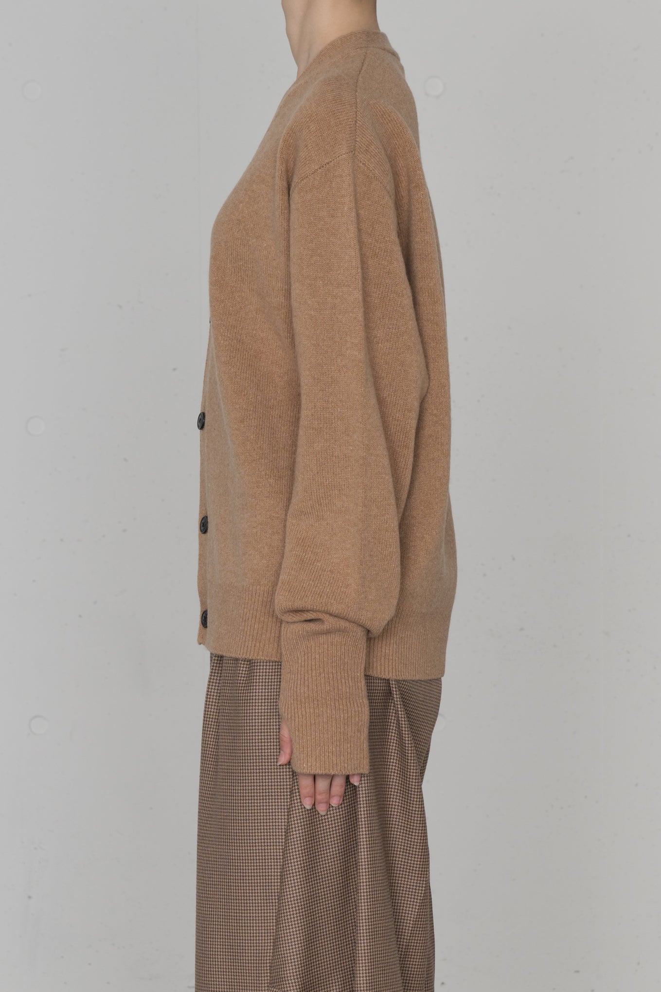 LAMBSWOOL CARDIGAN