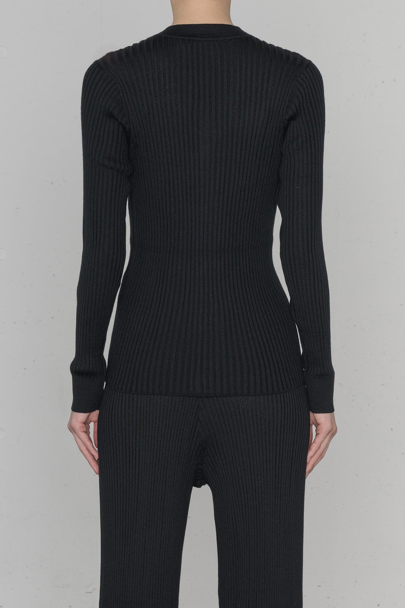 WIDE RIBBED CARDIGAN