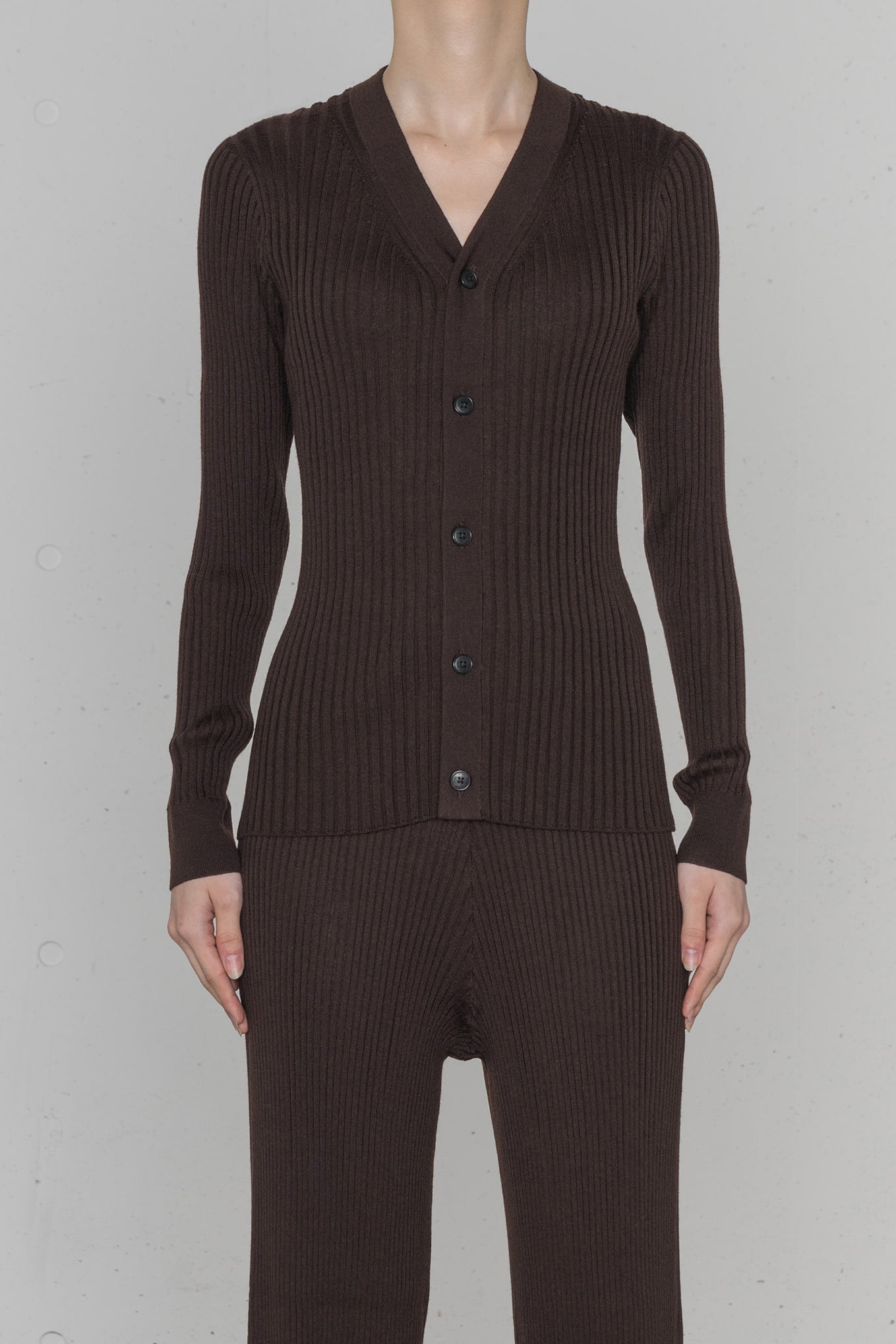 WIDE RIBBED CARDIGAN