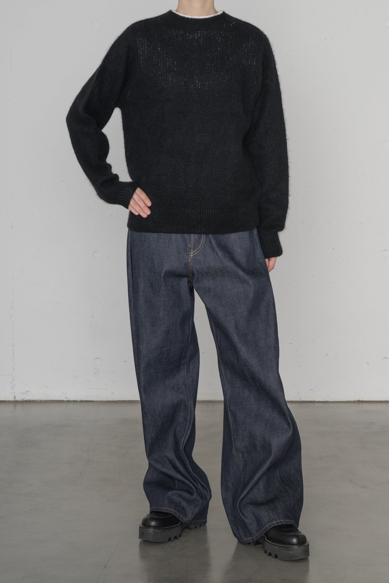 C/S SWEATER