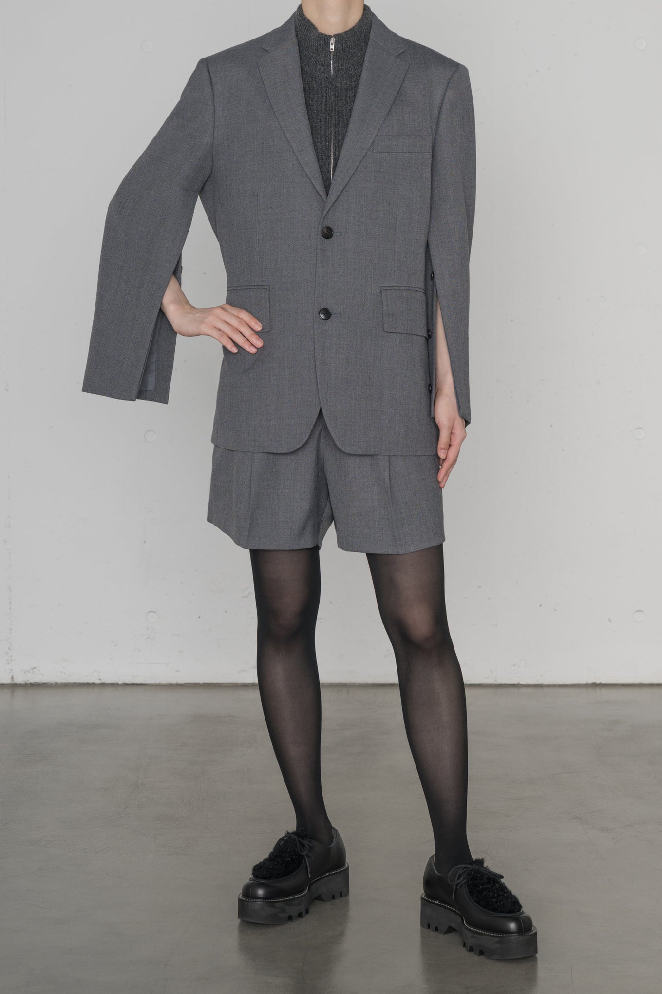 RIBBED KNIT WOOL VEST
