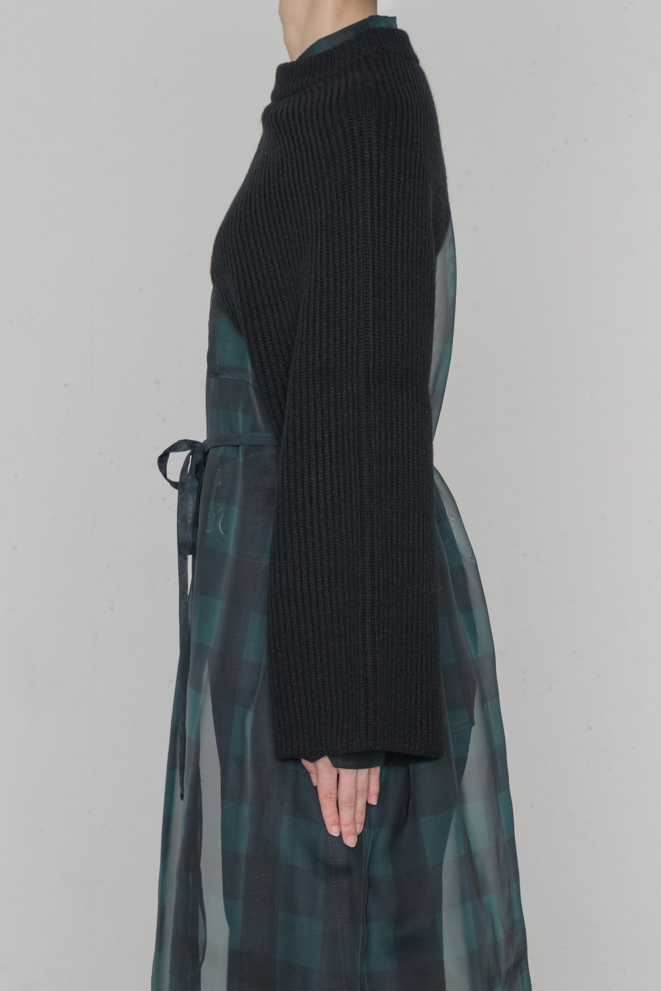 RIBBED KNIT WOOL SHRUG