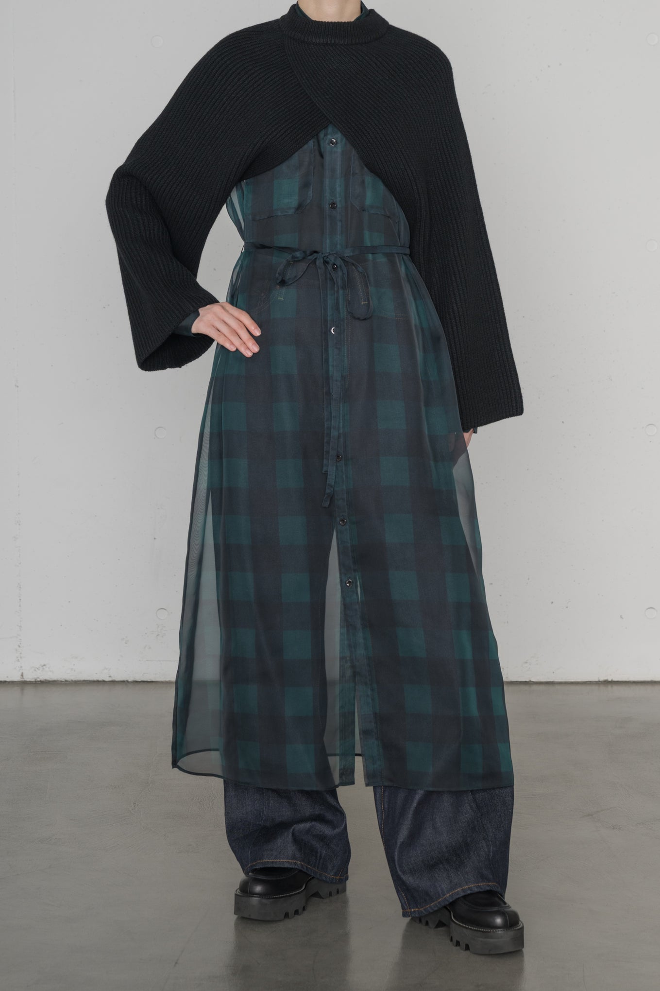 RIBBED KNIT WOOL SHRUG
