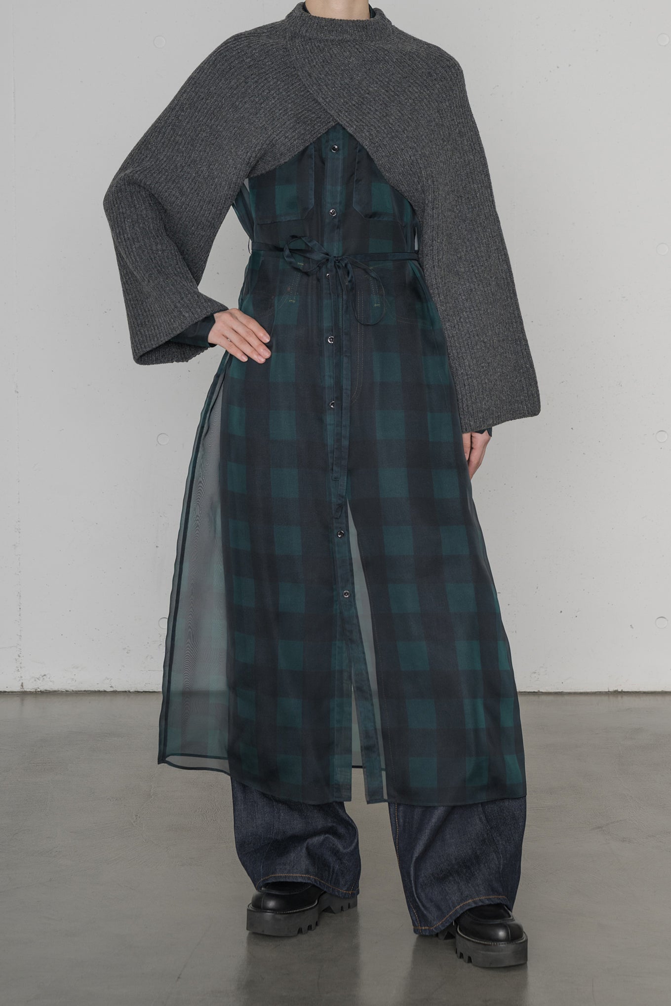 RIBBED KNIT WOOL SHRUG