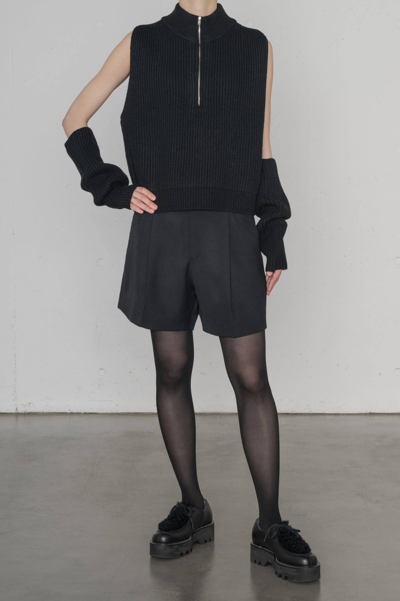 RIBBED KNIT WOOL ARM WARMERS