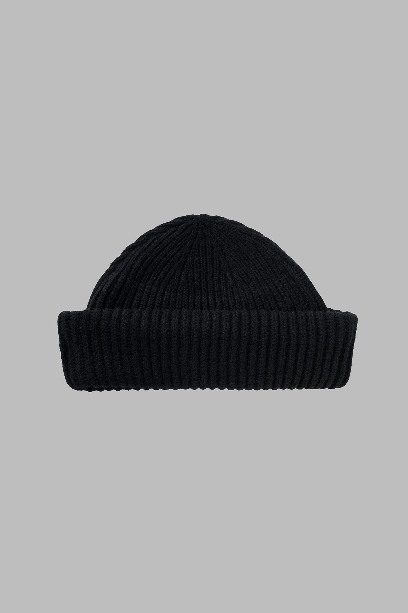 RIBBED KNIT WOOL BEANIE