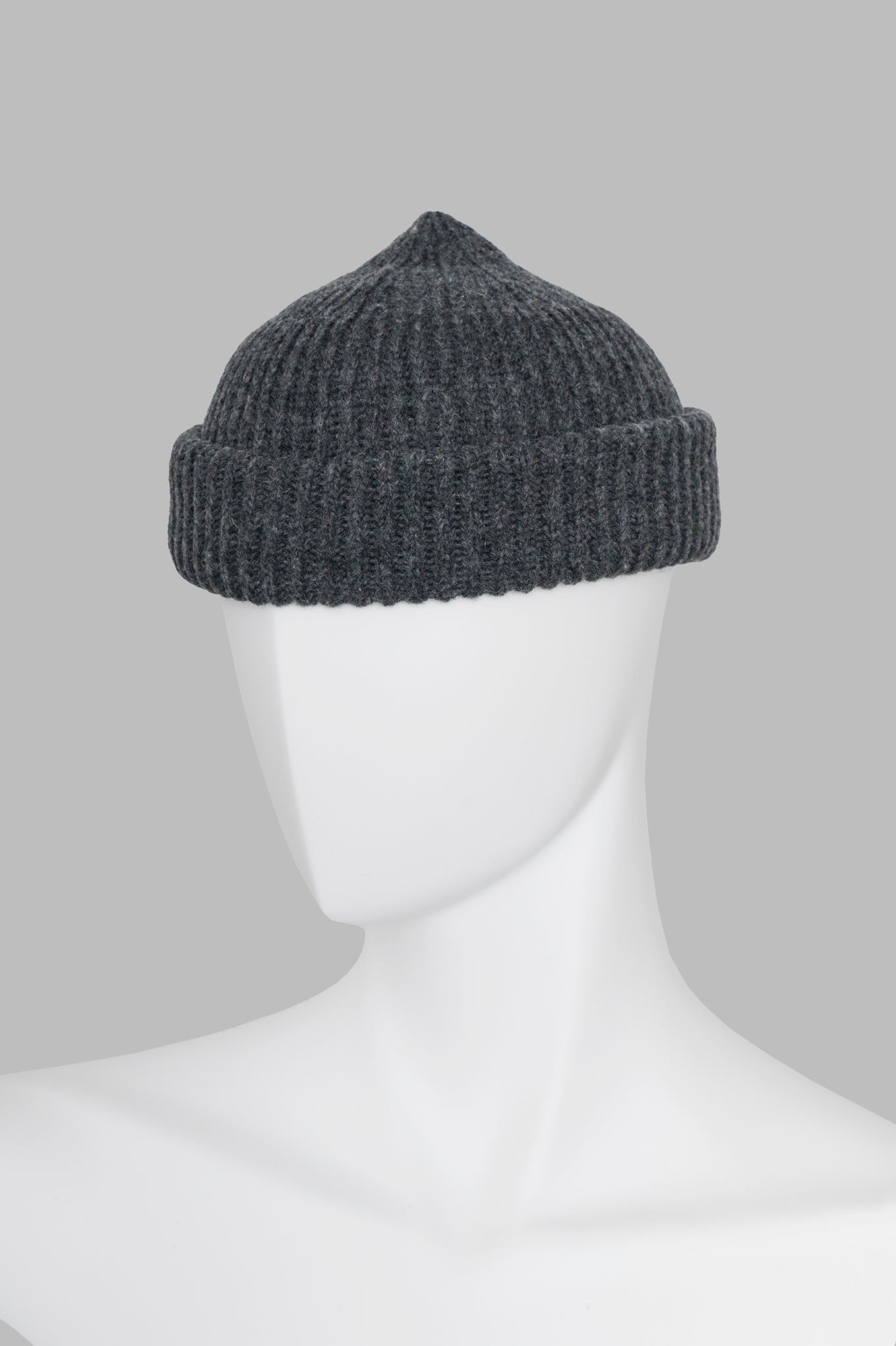 RIBBED KNIT WOOL BEANIE