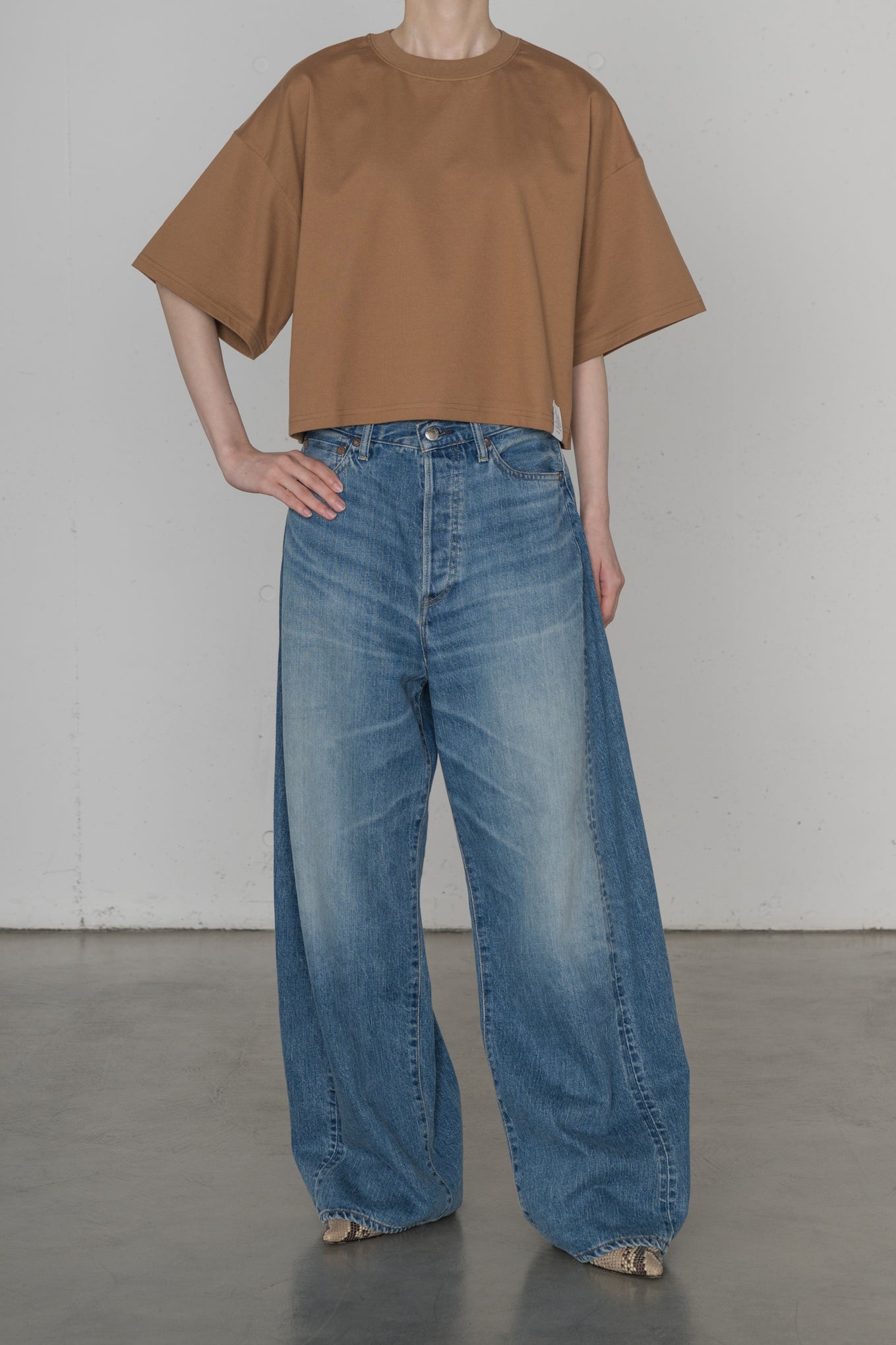 CROPPED SHORT-SLV TEE / BIG FIT (6.5OZ)