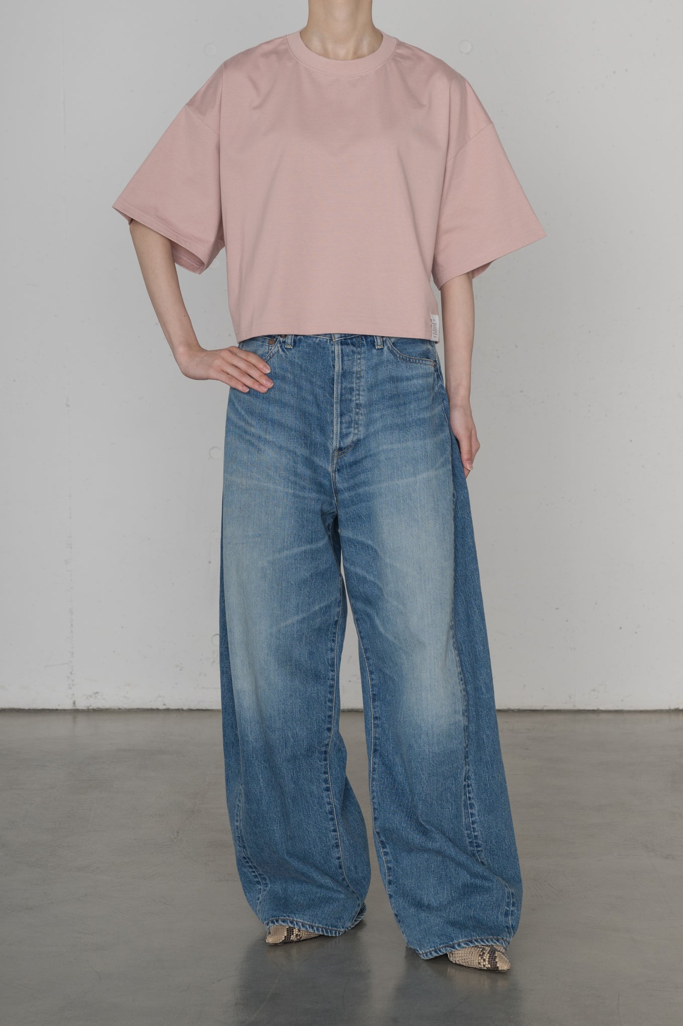 CROPPED SHORT-SLV TEE / BIG FIT (6.5OZ)