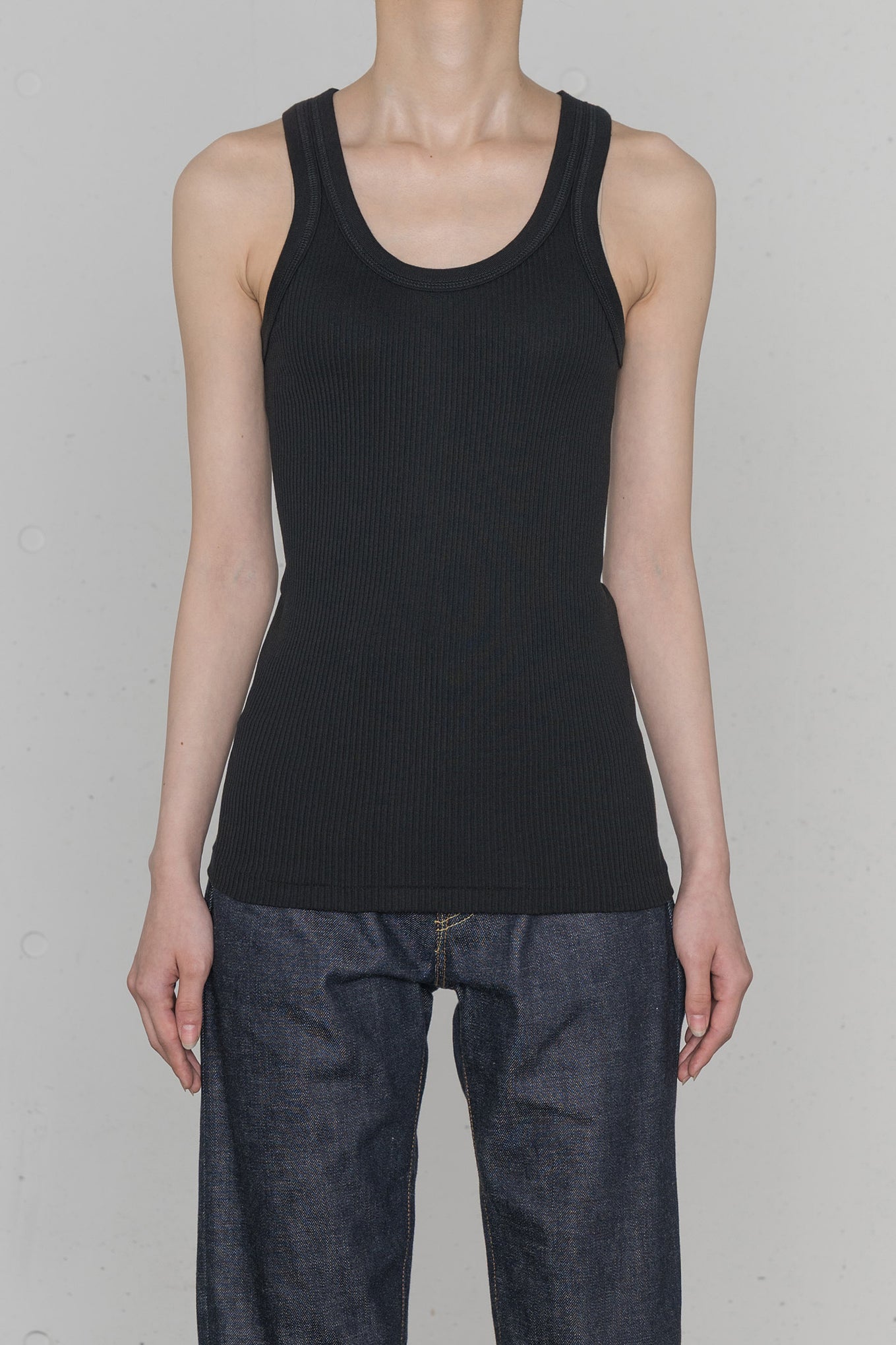 TANK TOP – HYKE ONLINE STORE