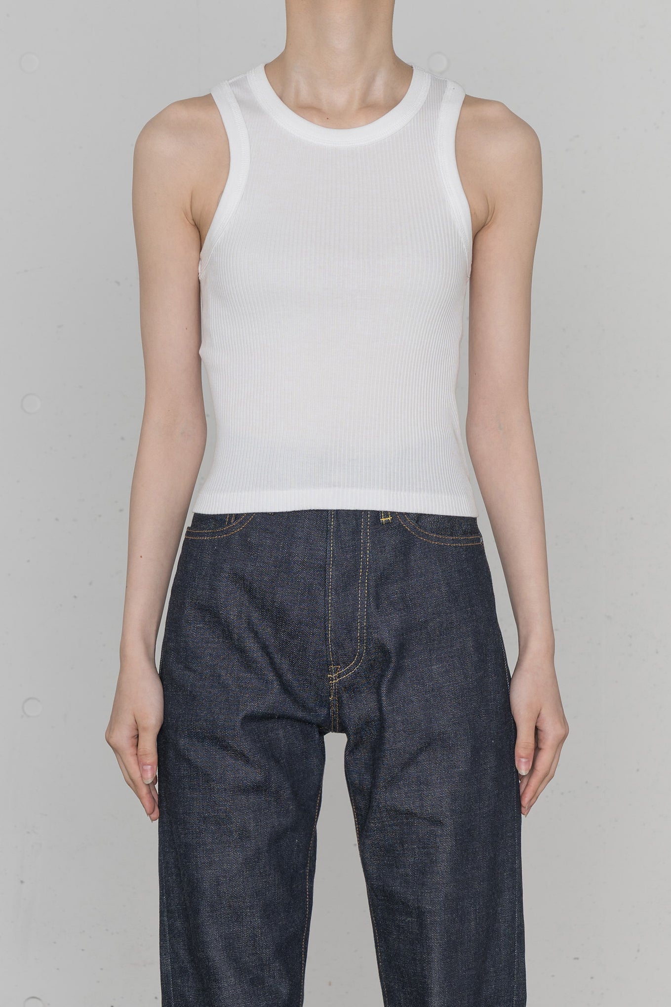 CROPPED TANK TOP