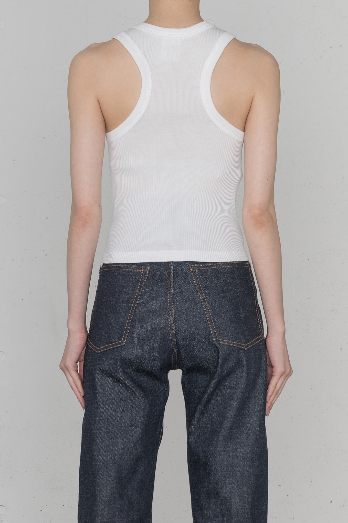 CROPPED TANK TOP