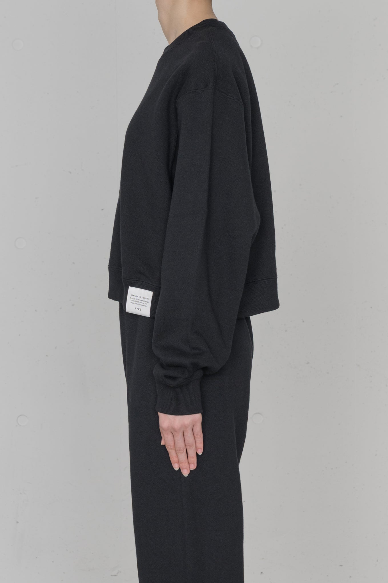 CROPPED SWEAT SHIRT