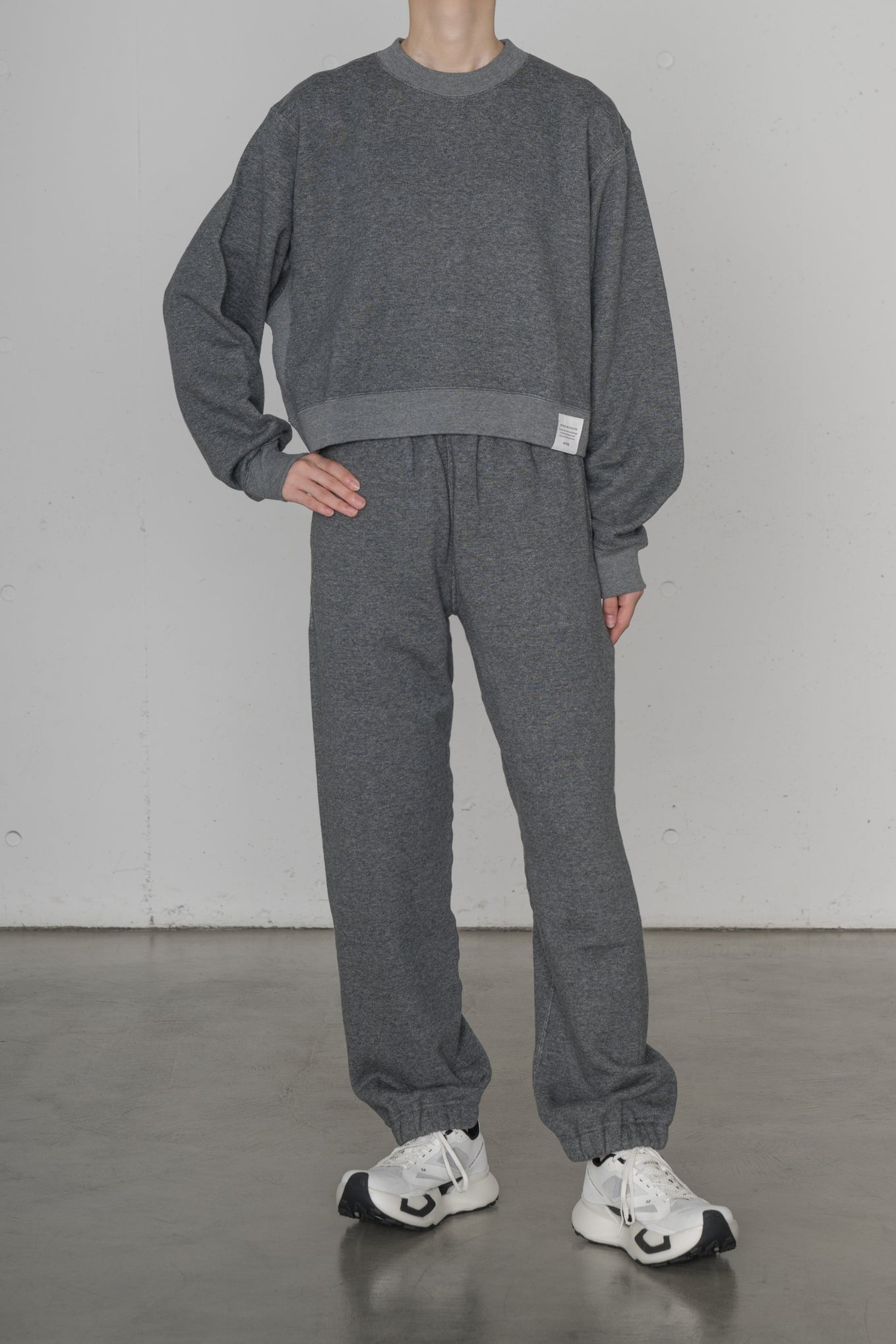 CROPPED SWEAT SHIRT