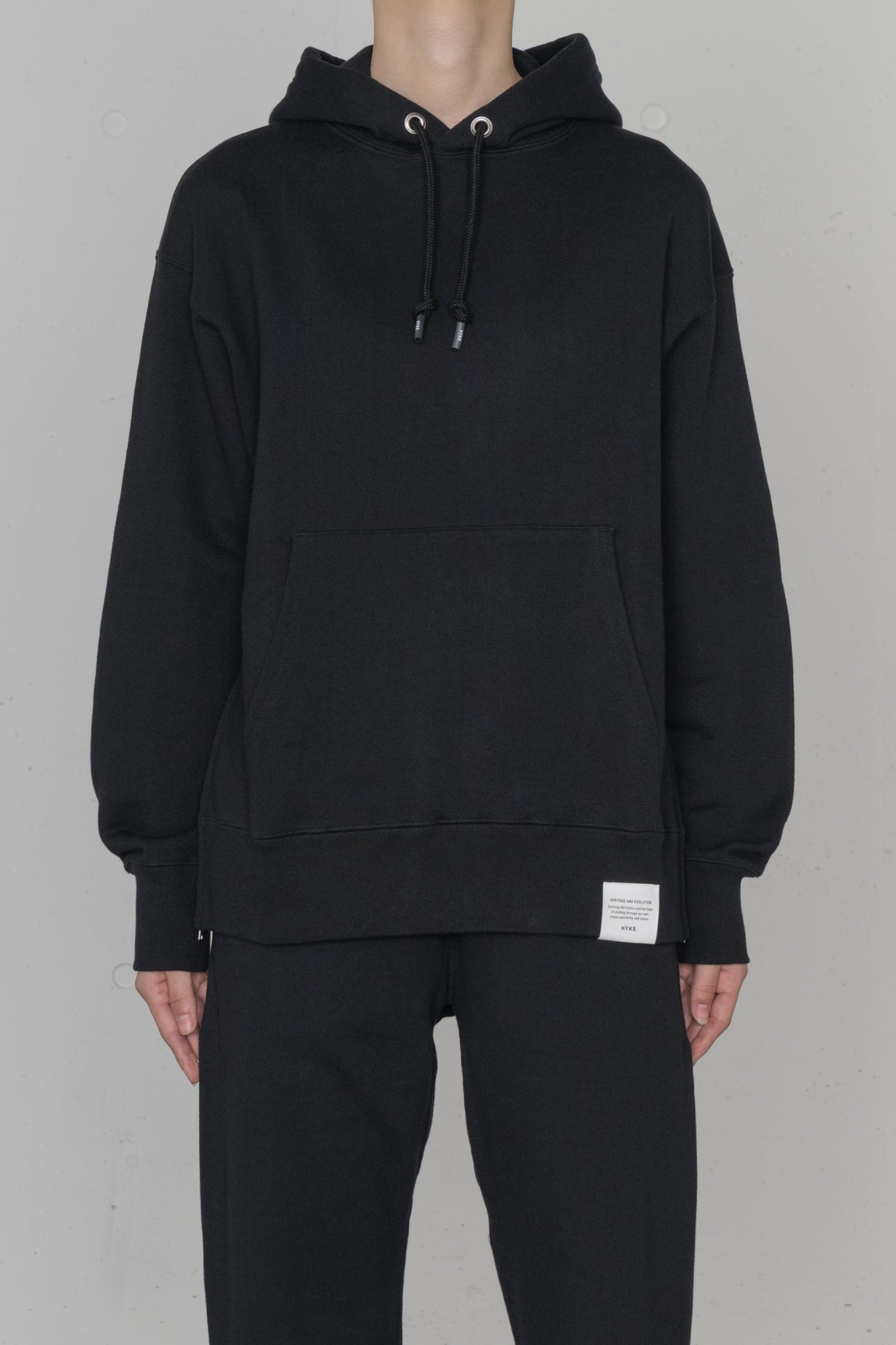 SWEAT HOODIE