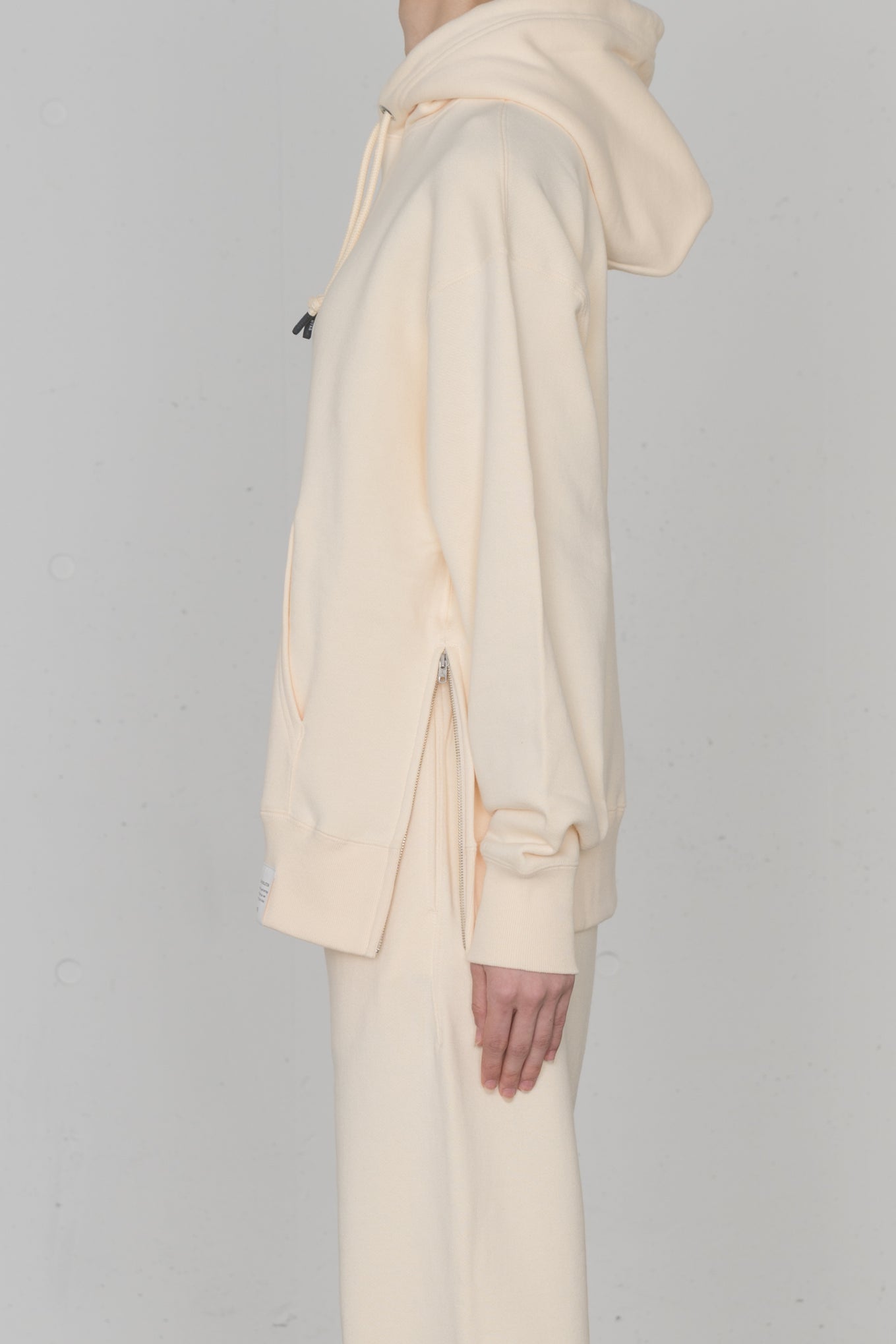 SWEAT HOODIE