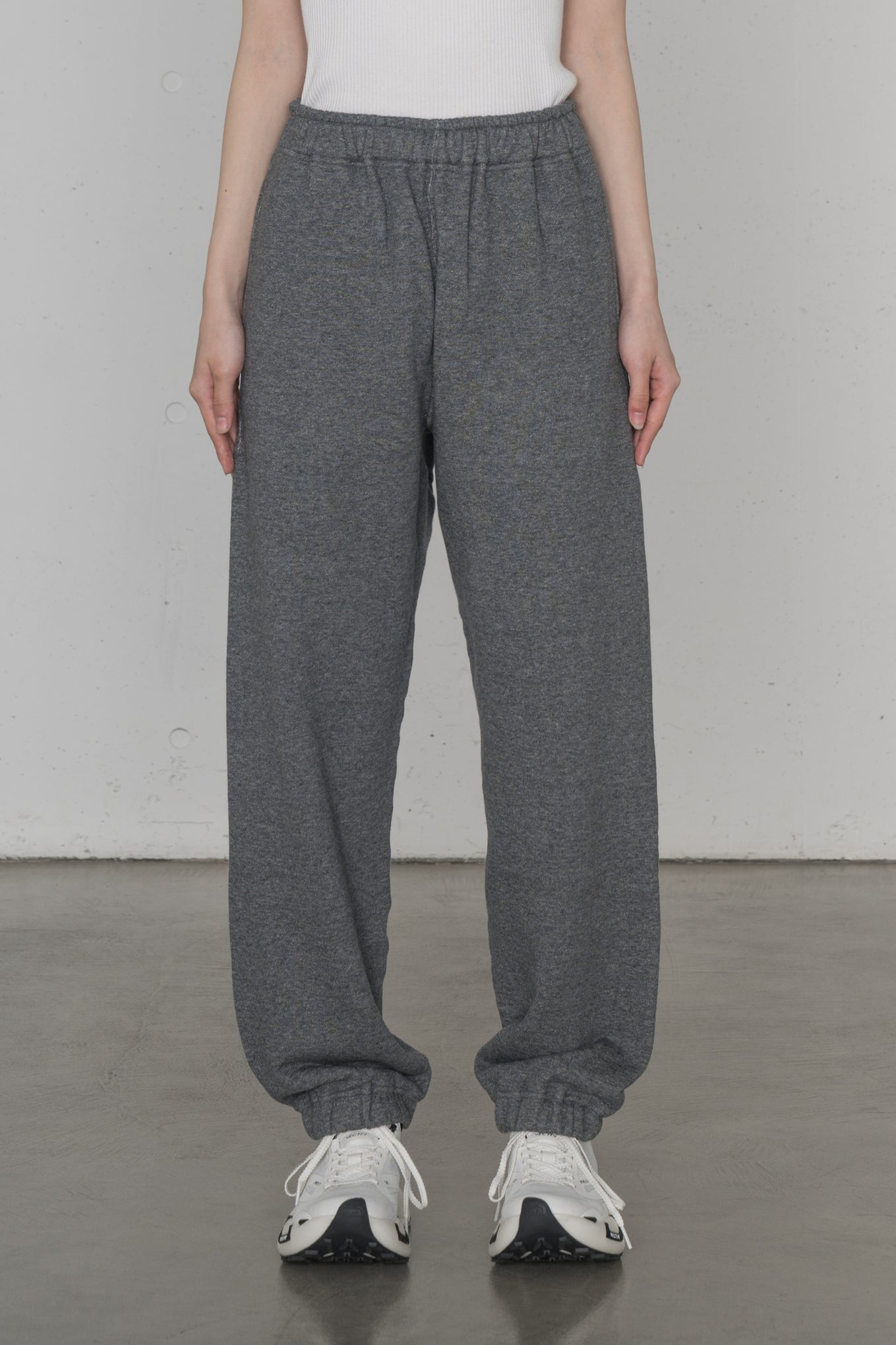 SWEAT PANTS