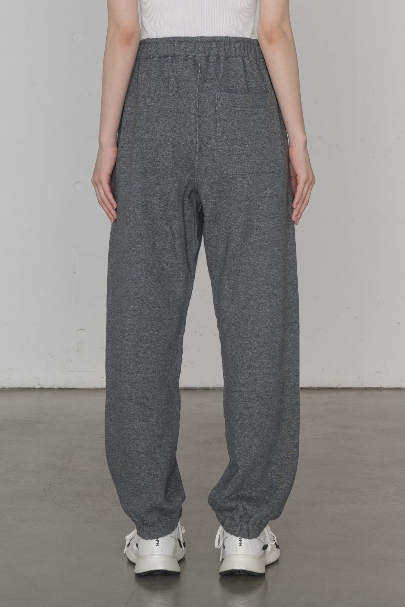 SWEAT PANTS