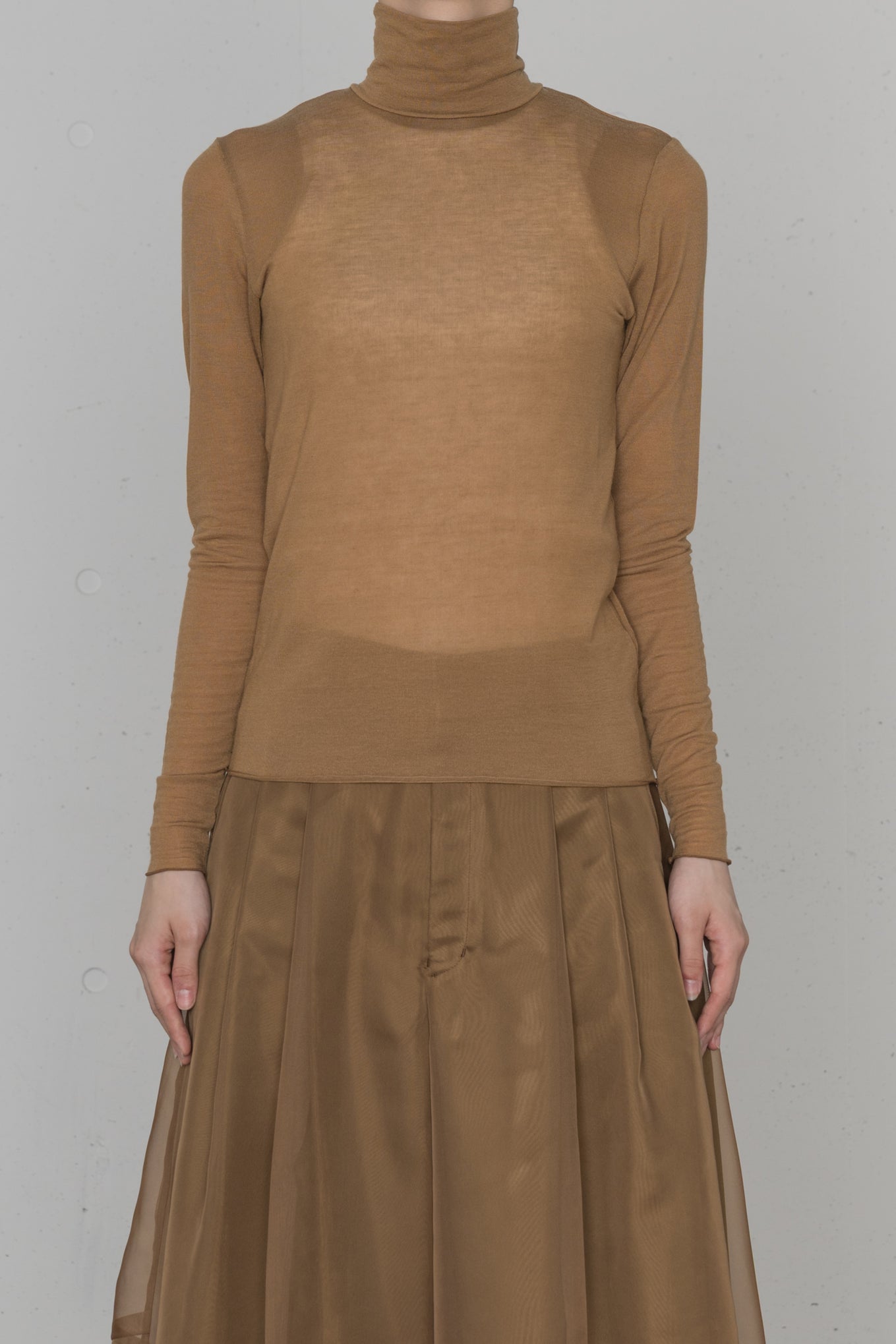 C/S TURTLE NECK TEE