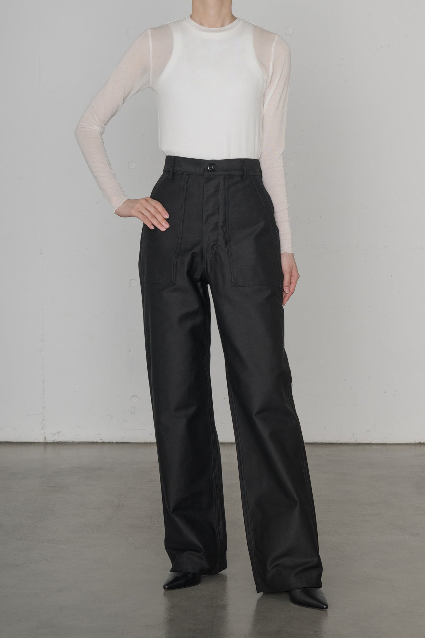 BACK SATIN BAKER PANTS