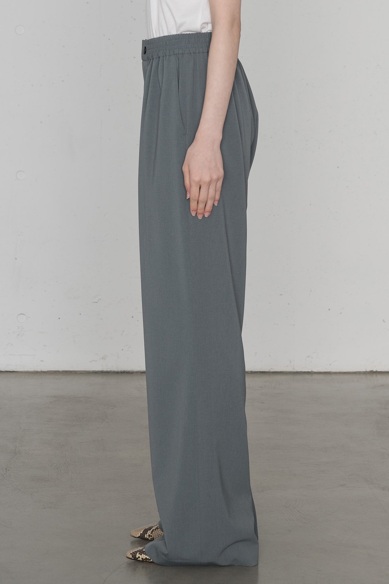 STRETCH WIDE LEG PANTS